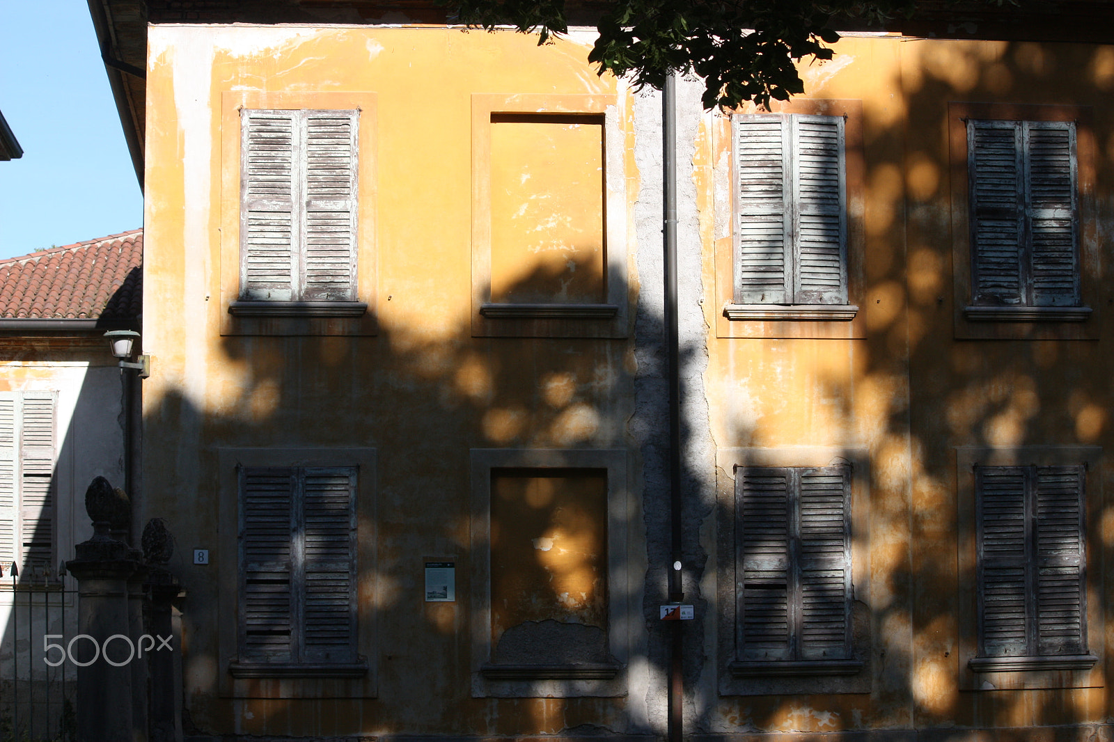 Canon EF-S 55-250mm F4-5.6 IS sample photo. Villa mirabellino photography