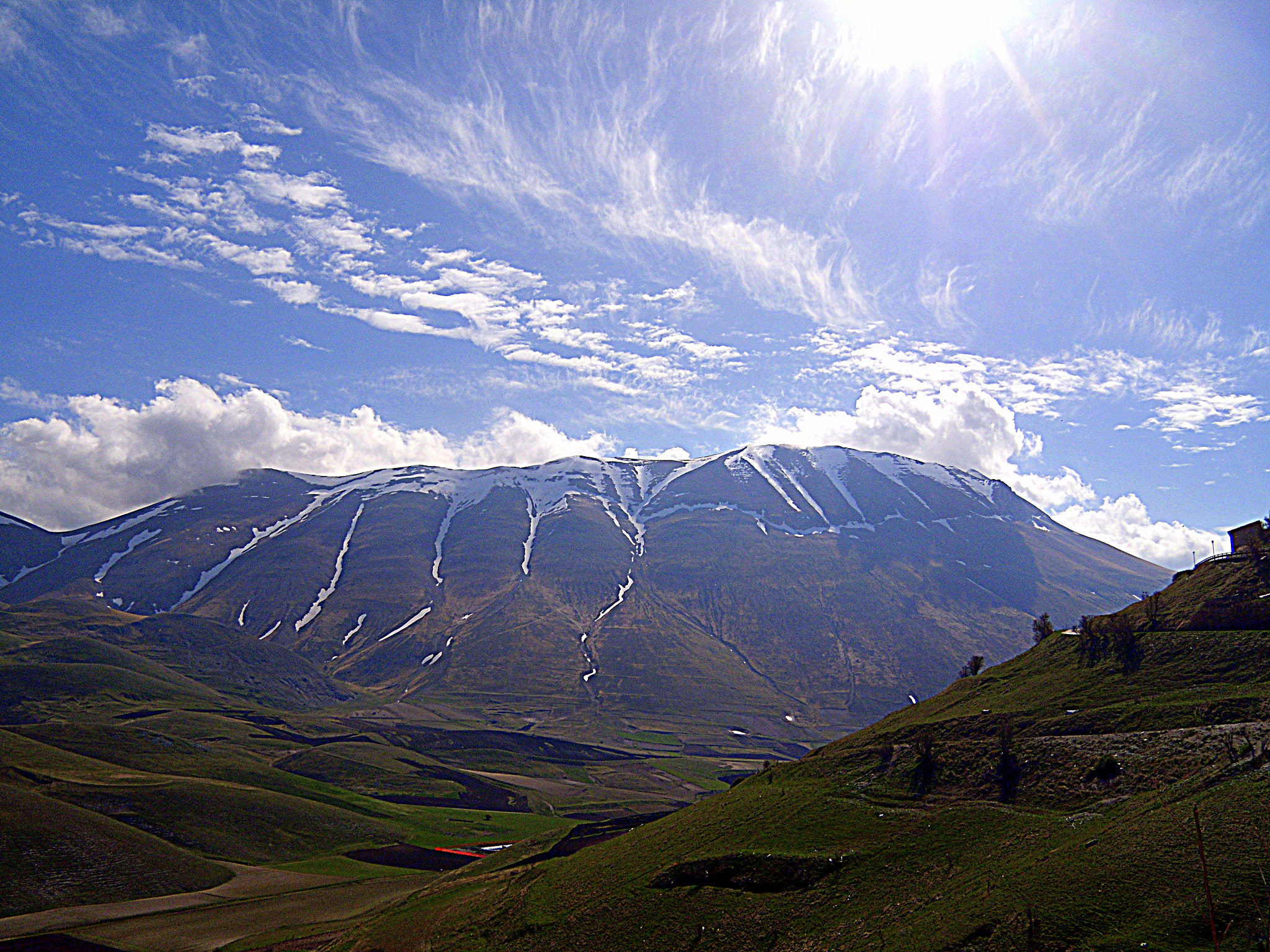 Nikon Coolpix S710 sample photo. Montagne e dintorni di norcia. photography