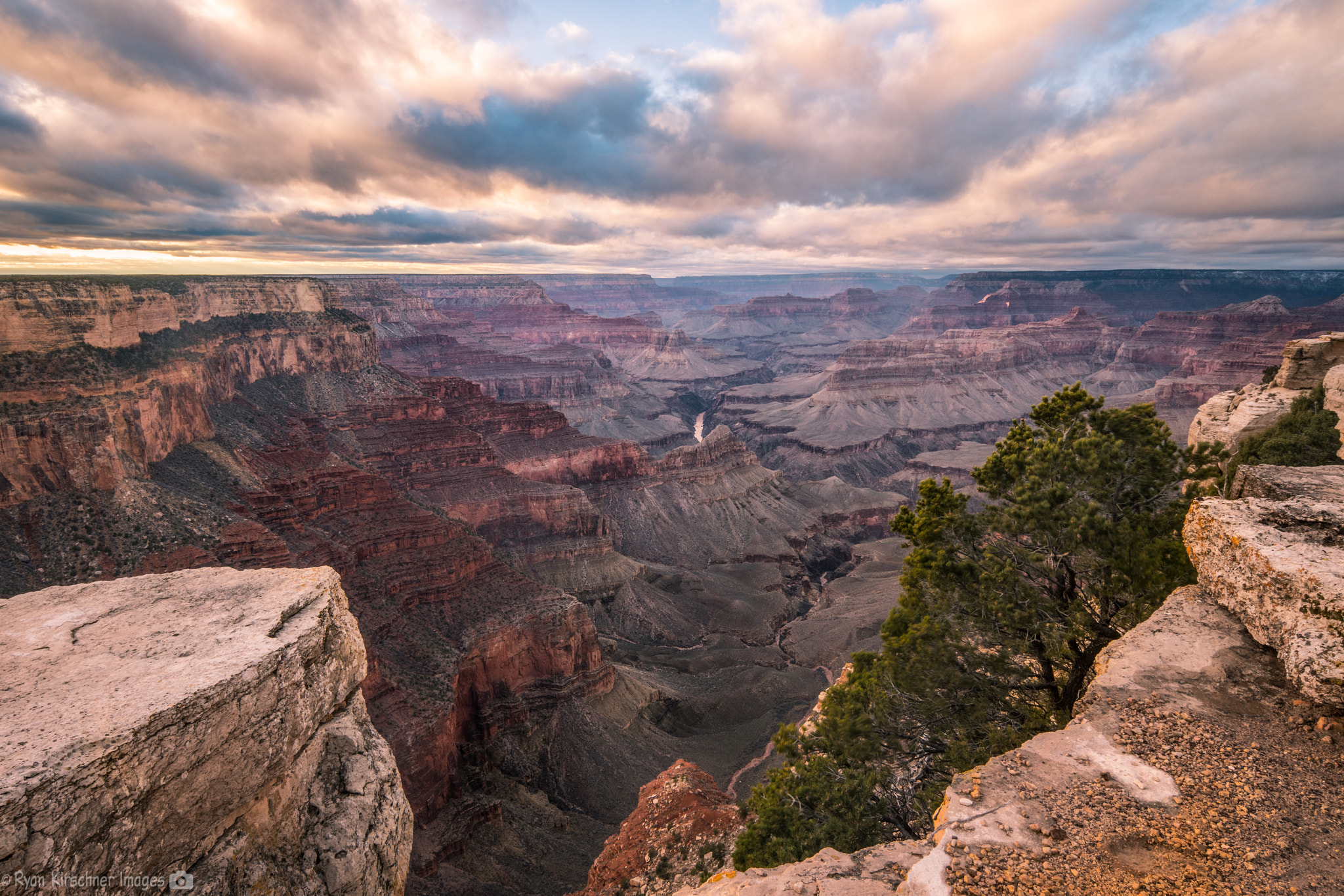 Samsung NX1 + Samsung NX 12-24mm F4-5.6 ED sample photo. The grand canyon photography