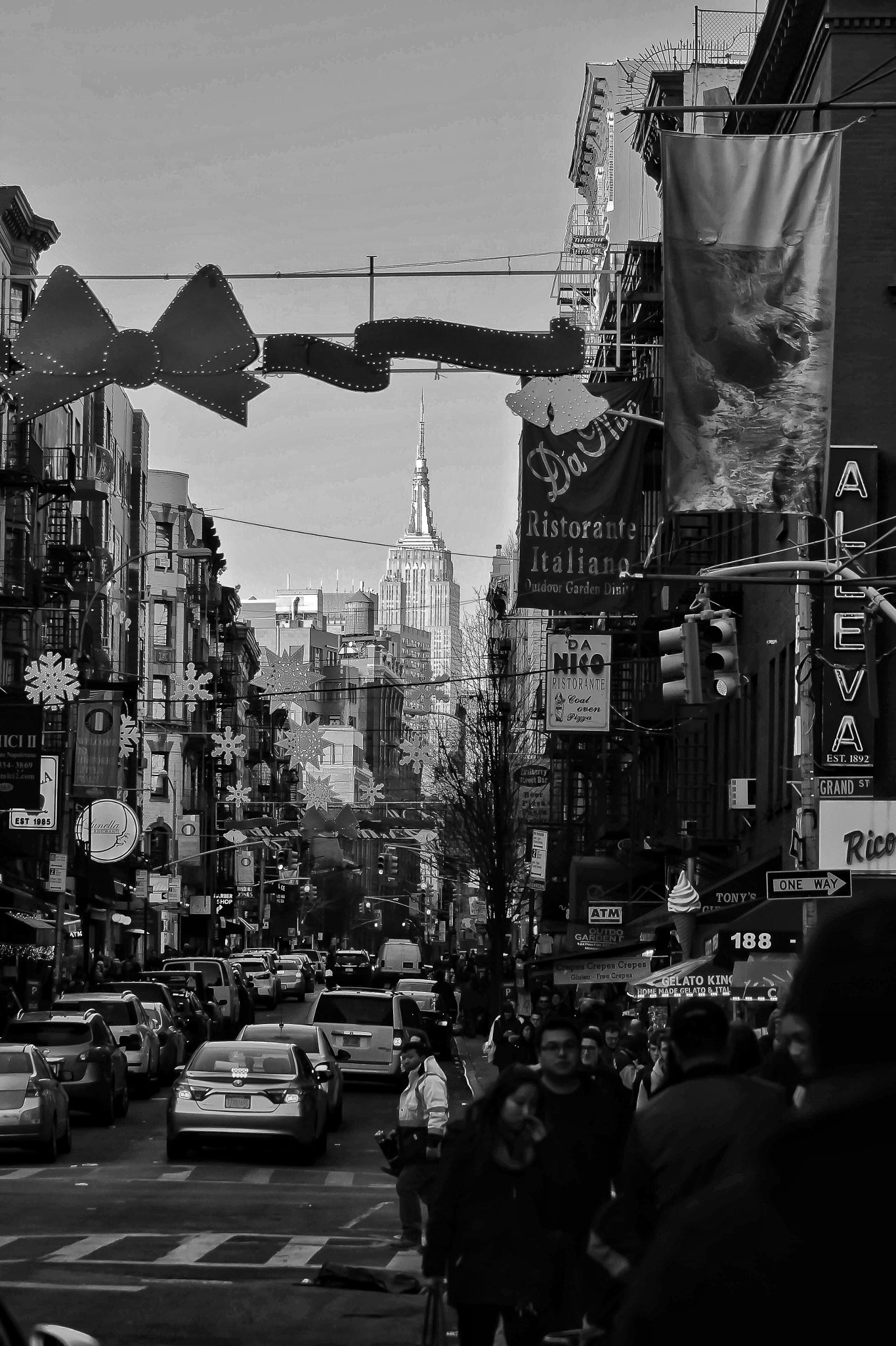 Canon EOS 7D + EF75-300mm f/4-5.6 sample photo. Streets of nyc - 3 photography