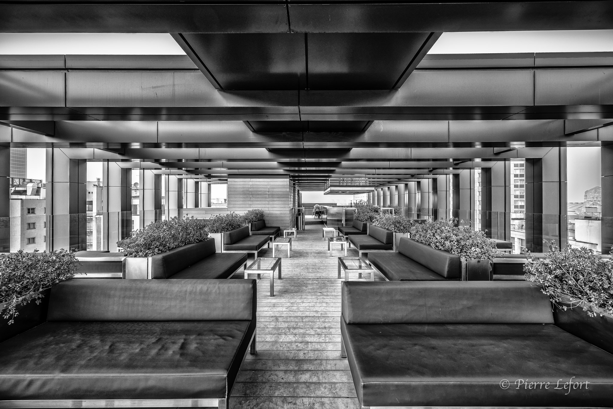 Samyang 14mm F2.8 ED AS IF UMC sample photo. Rooftop bar n&b photography