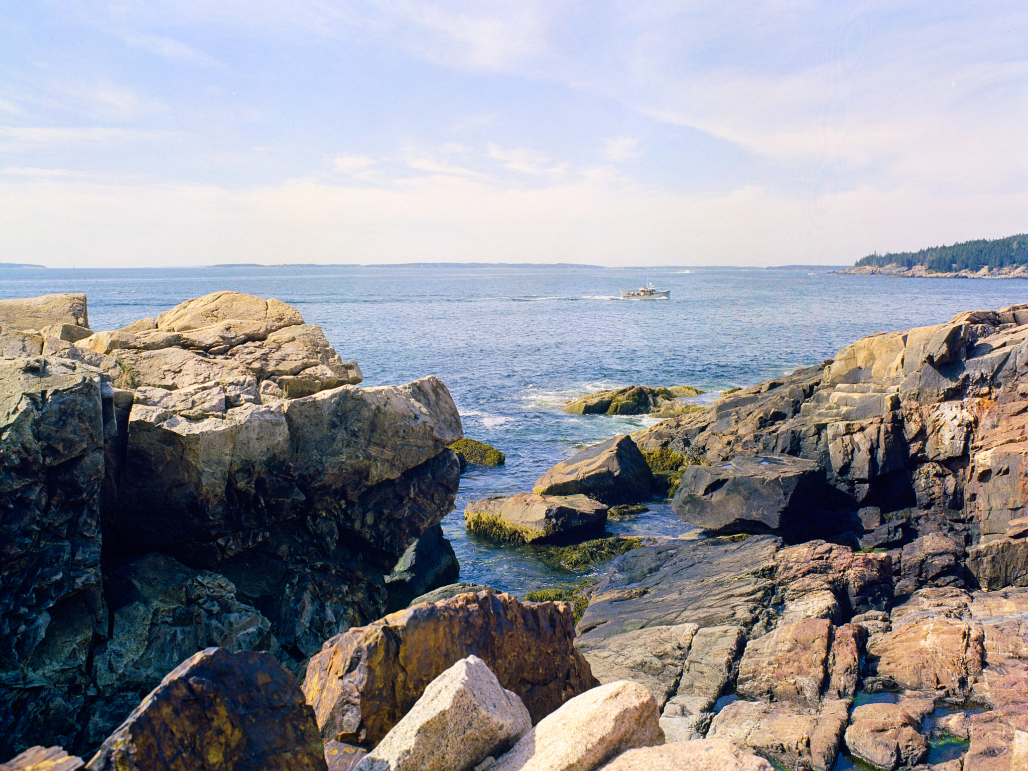 Canon EOS 60D + Tamron SP AF 90mm F2.8 Di Macro sample photo. Acadia fishing boat photography