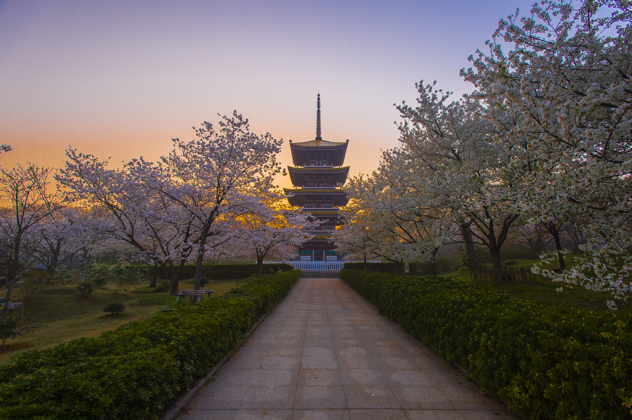 Nikon AF-S Nikkor 17-35mm F2.8D ED-IF sample photo. Lbh photography