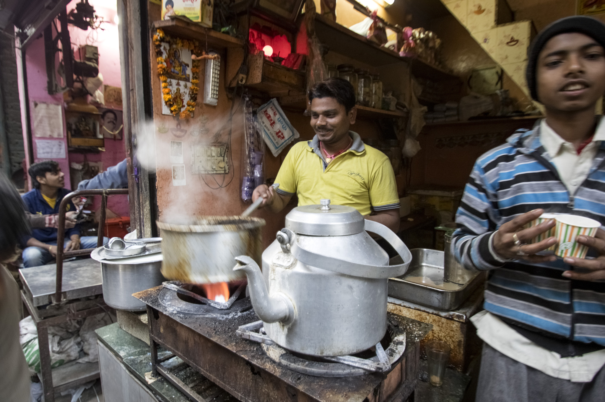 Pentax K-3 II sample photo. Ordinary life in delhi photography