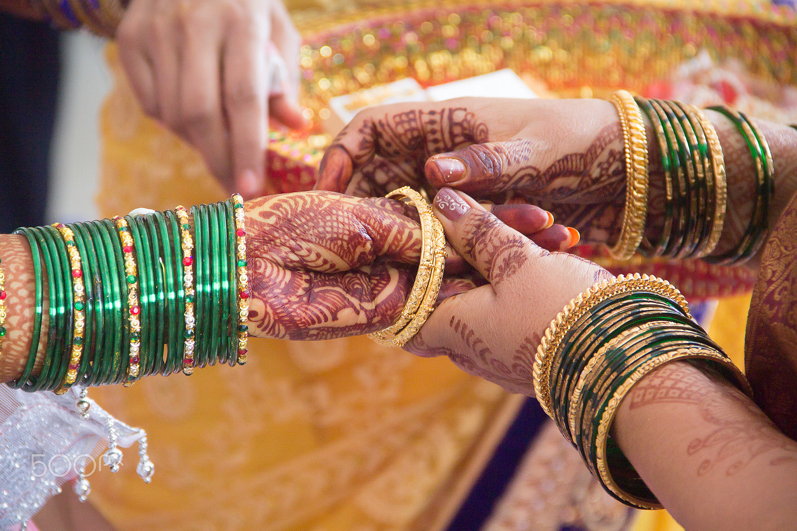 Canon EF-S 18-135mm F3.5-5.6 IS sample photo. Indian wedding rituals photography