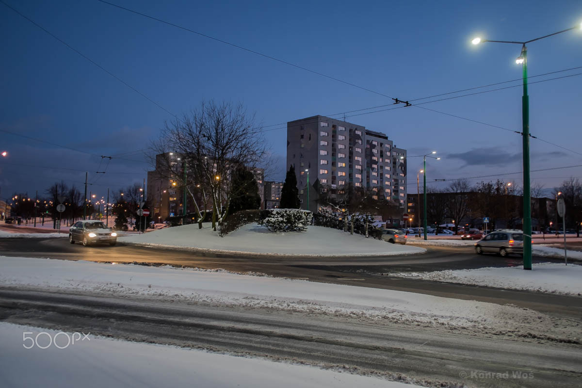 Fujifilm X-E1 + Fujifilm XF 18mm F2 R sample photo. Rondo polonia photography