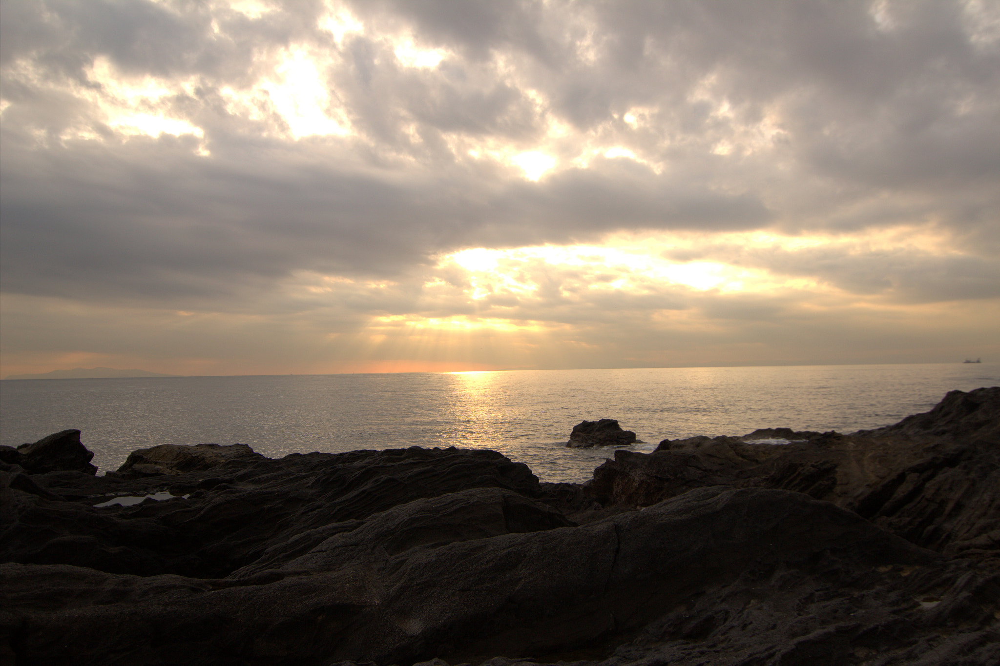 Canon EOS 600D (Rebel EOS T3i / EOS Kiss X5) sample photo. Jogashima photography