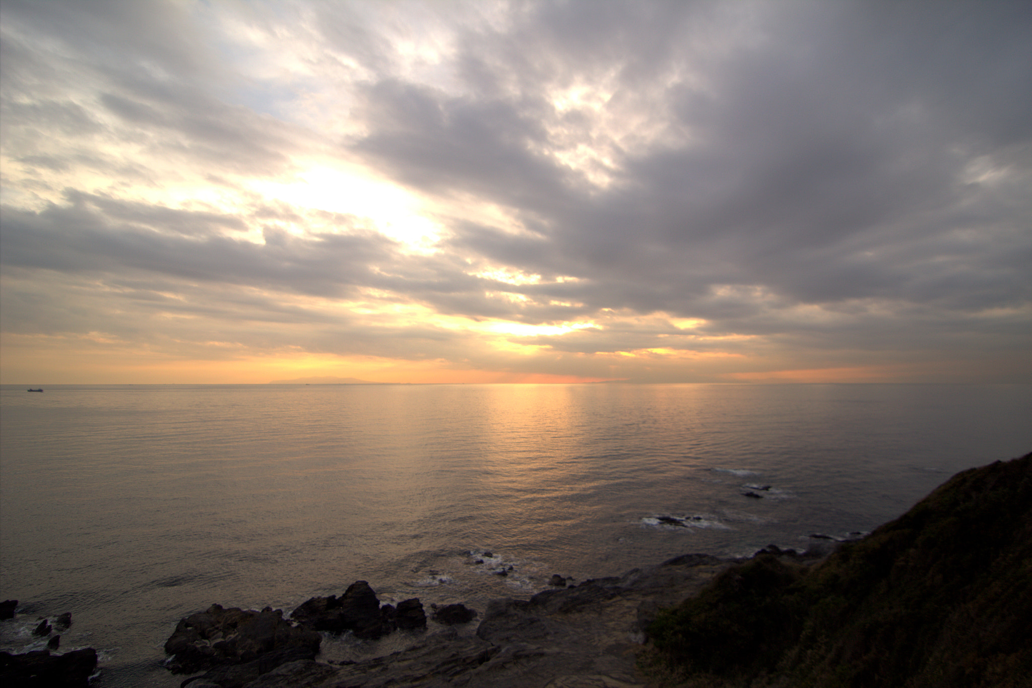 Canon EOS 600D (Rebel EOS T3i / EOS Kiss X5) sample photo. Jogashima photography