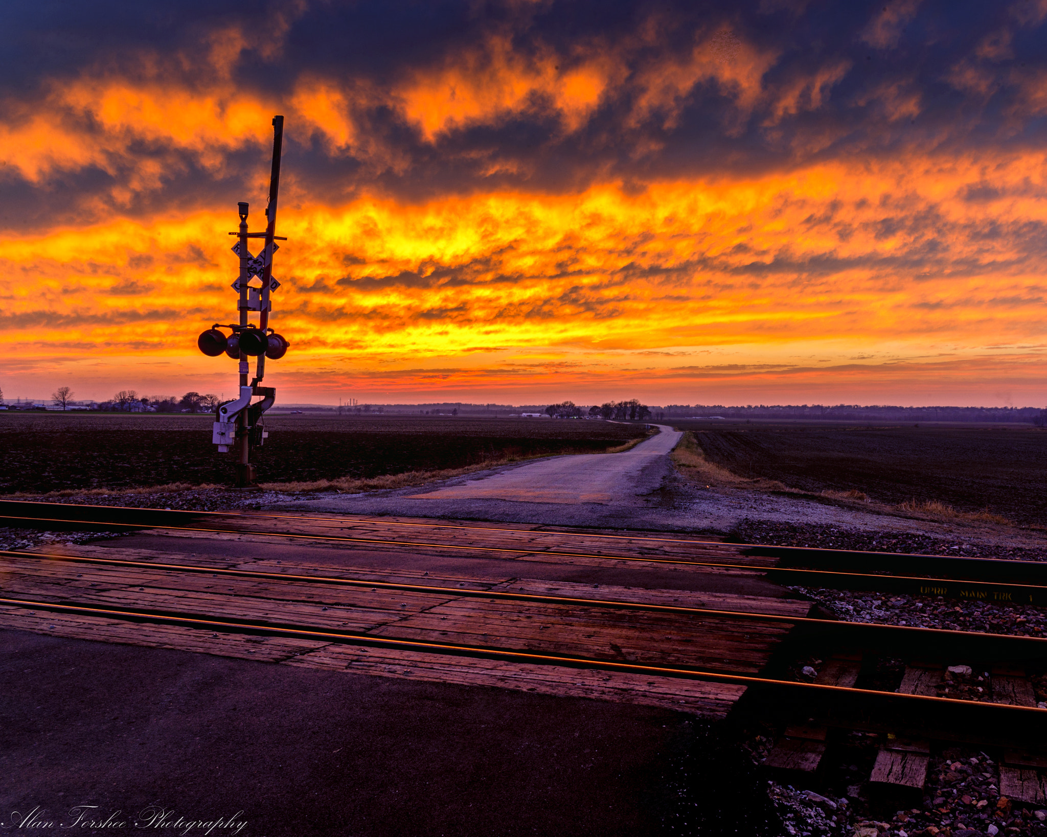 Nikon D610 + Sigma 24-70mm F2.8 EX DG HSM sample photo. Sunset at the crossing photography