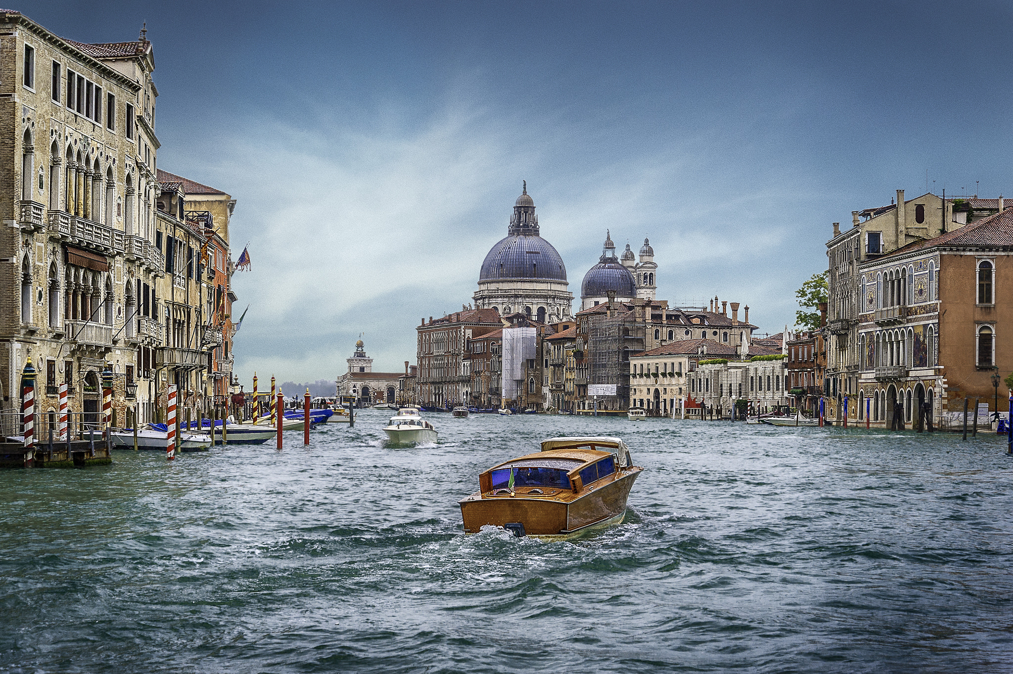 Nikon D700 sample photo. Under the accademia bridge on the grand canal photography
