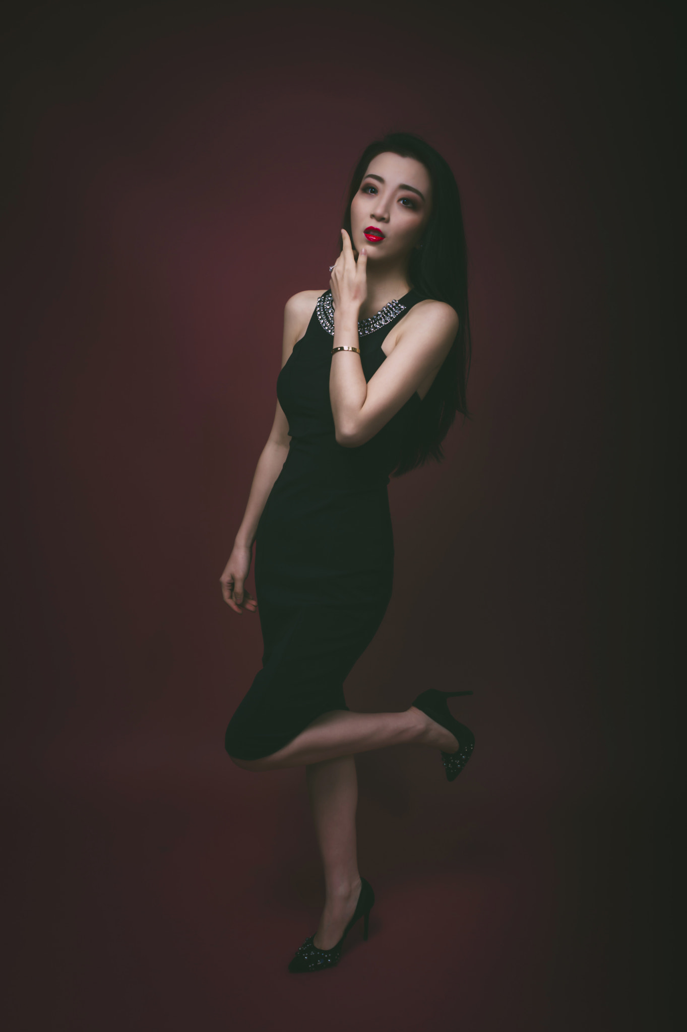 Nikon D3S + Nikon AF-S Nikkor 35mm F1.4G sample photo. Model shot photography