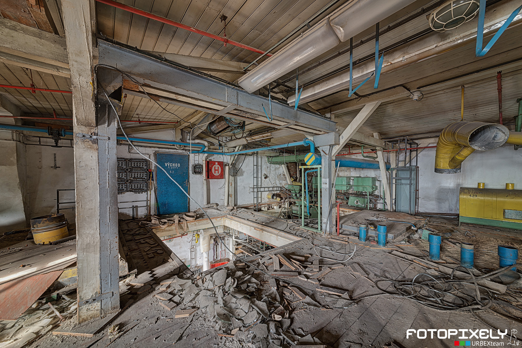 Sigma 12-24mm F4.5-5.6 II DG HSM sample photo. Pekárna / bakery photography