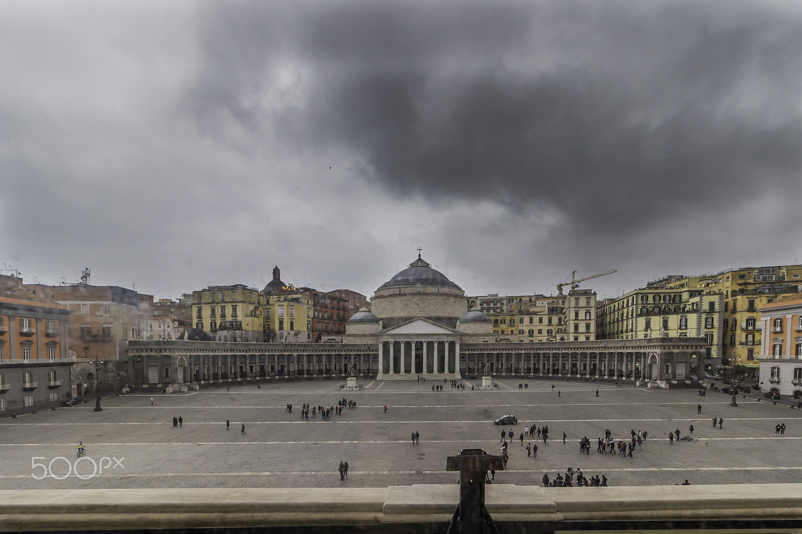 Canon EOS 650D (EOS Rebel T4i / EOS Kiss X6i) sample photo. Piazza plebiscito photography