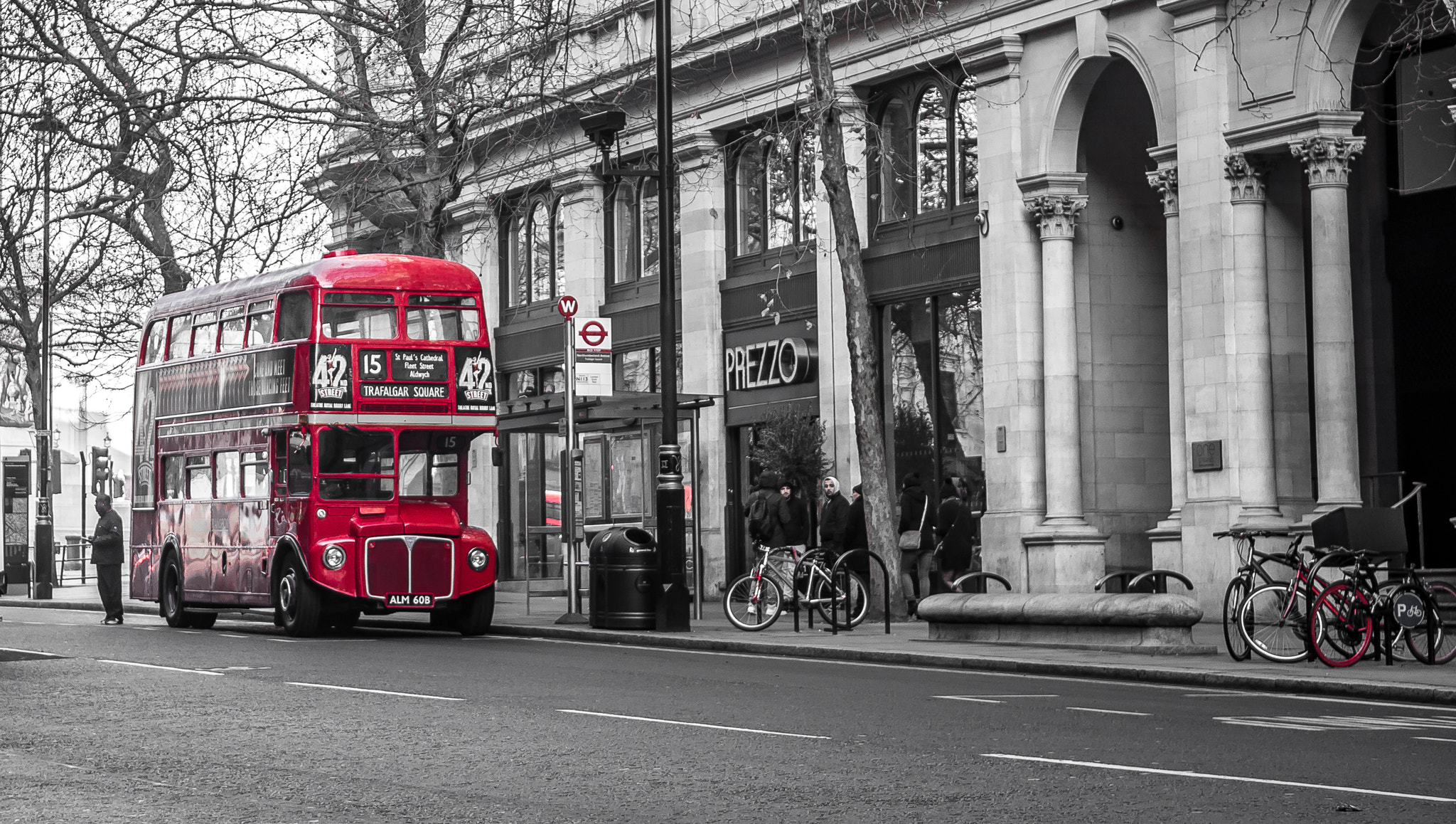 Nikon D7200 sample photo. London bus photography