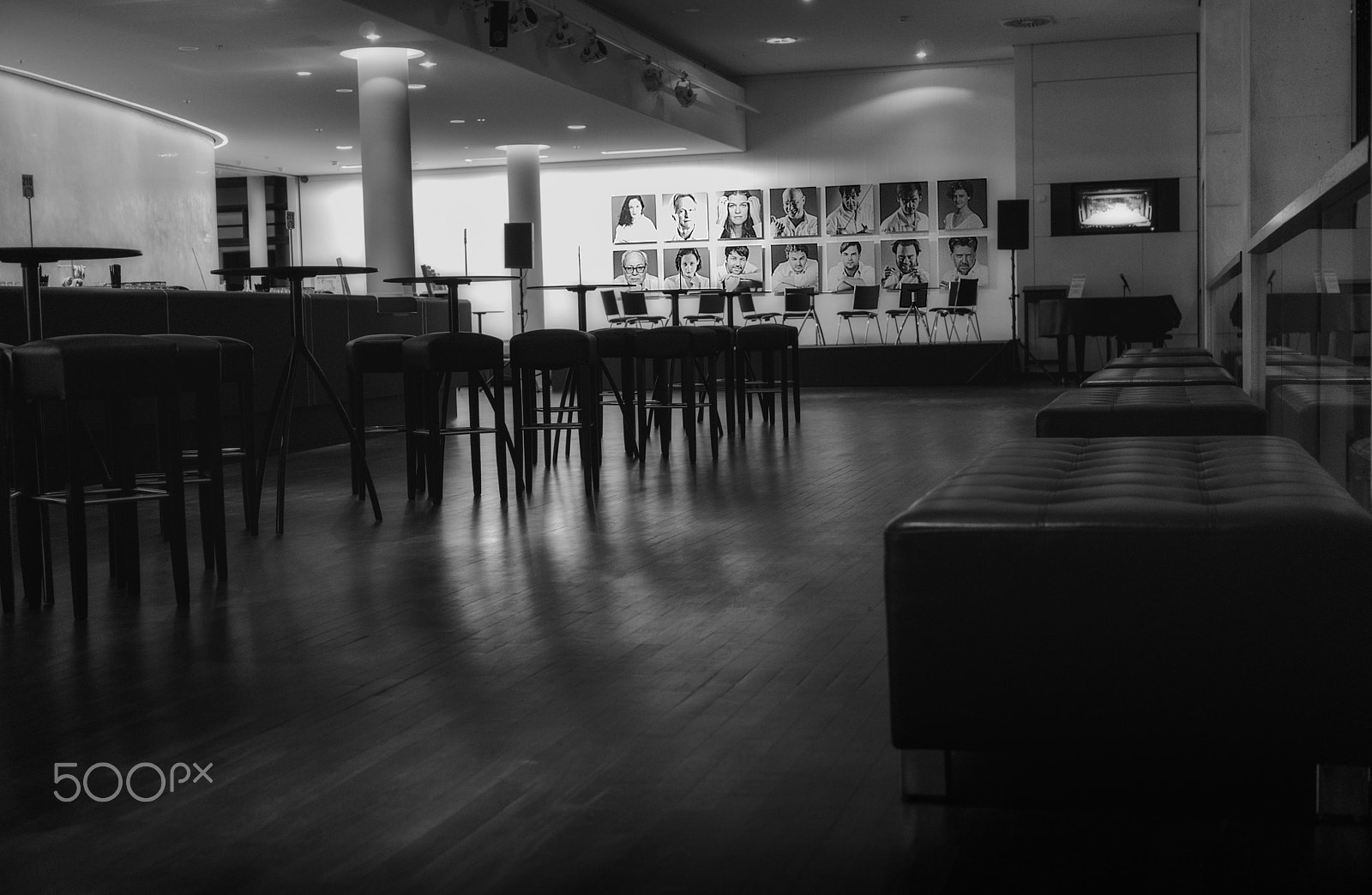 Sigma 30mm F2.8 EX DN sample photo. Waiting for guests photography