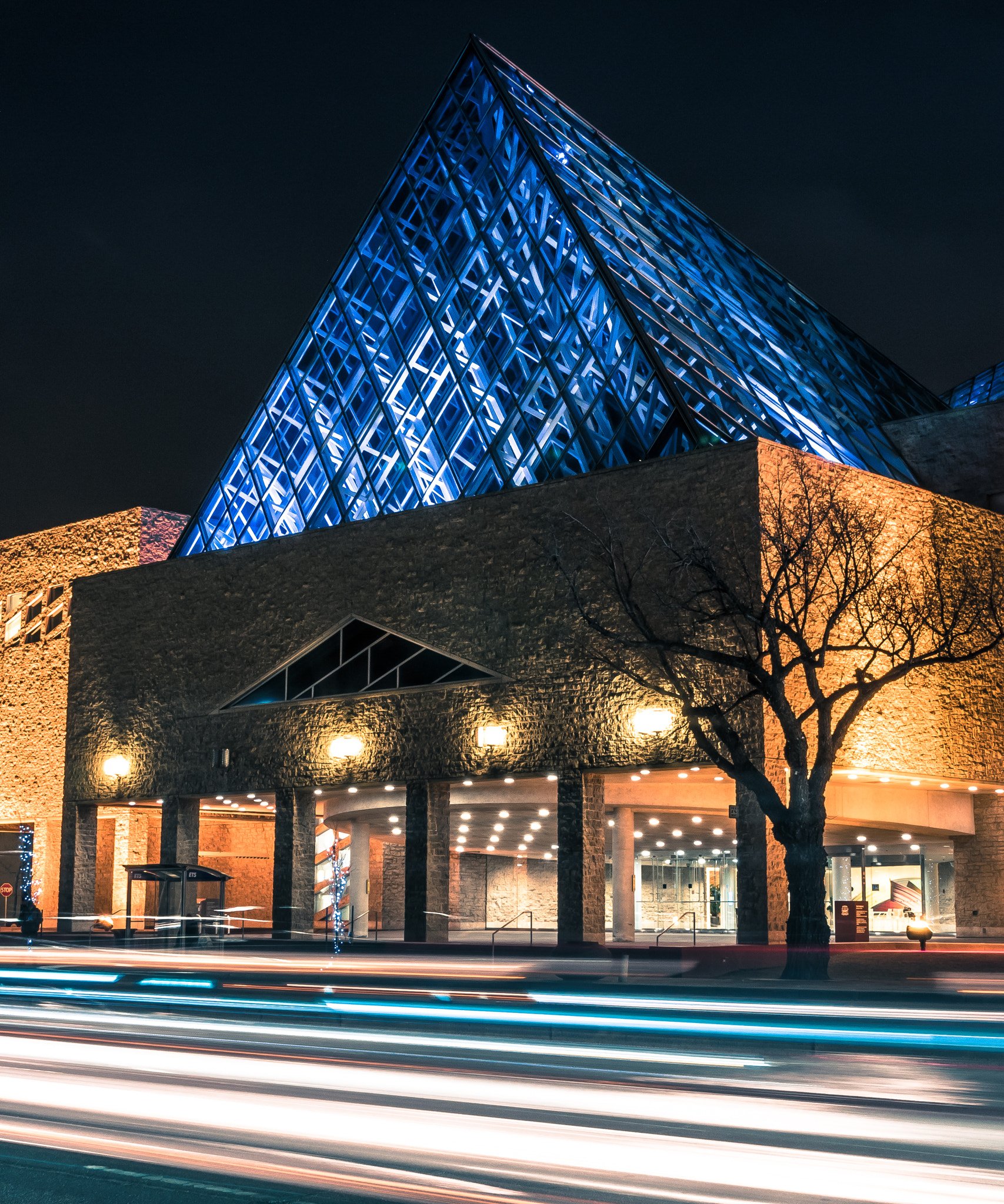 Panasonic Lumix DMC-GH4 sample photo. Edmonton city council building photography