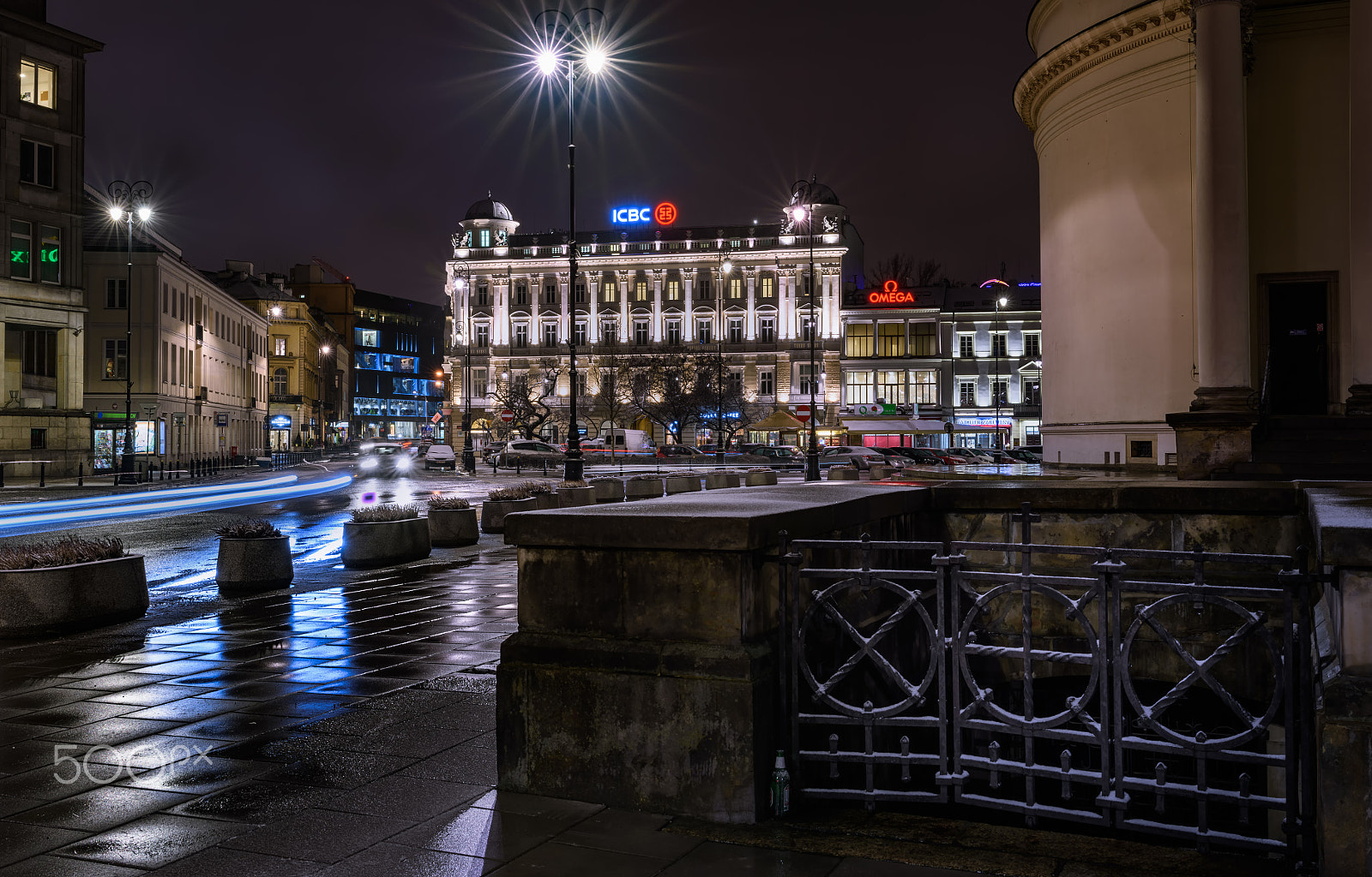 Nikon D7200 + Tamron SP 35mm F1.8 Di VC USD sample photo. Plac trzech krzyży  photography
