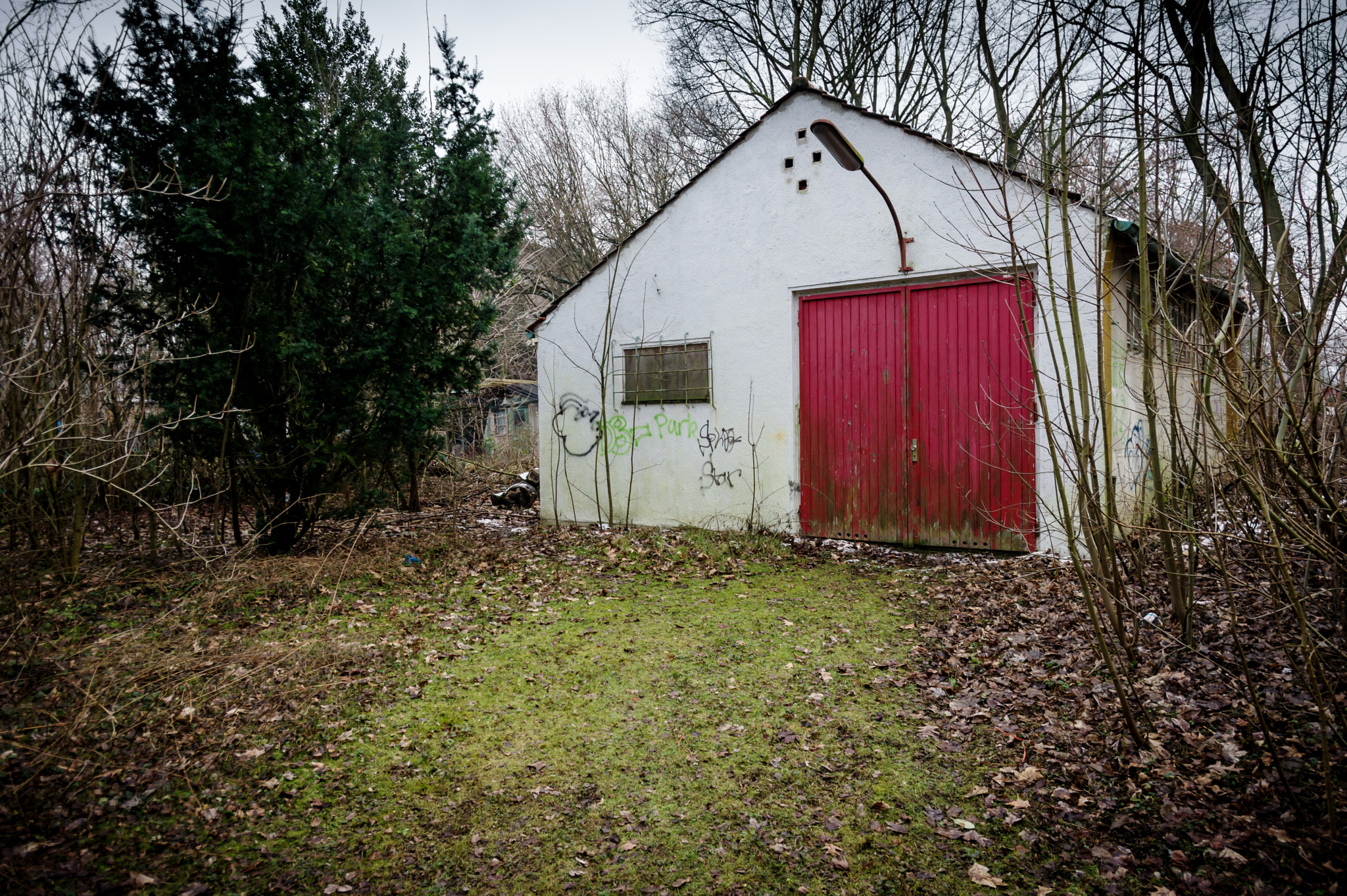 Pentax K-3 II sample photo. Outbuilding photography