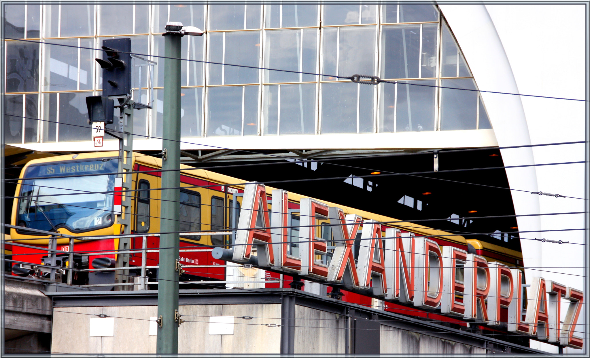 Canon EOS 450D (EOS Rebel XSi / EOS Kiss X2) sample photo. Berlin, germany- alexanderplatz photography