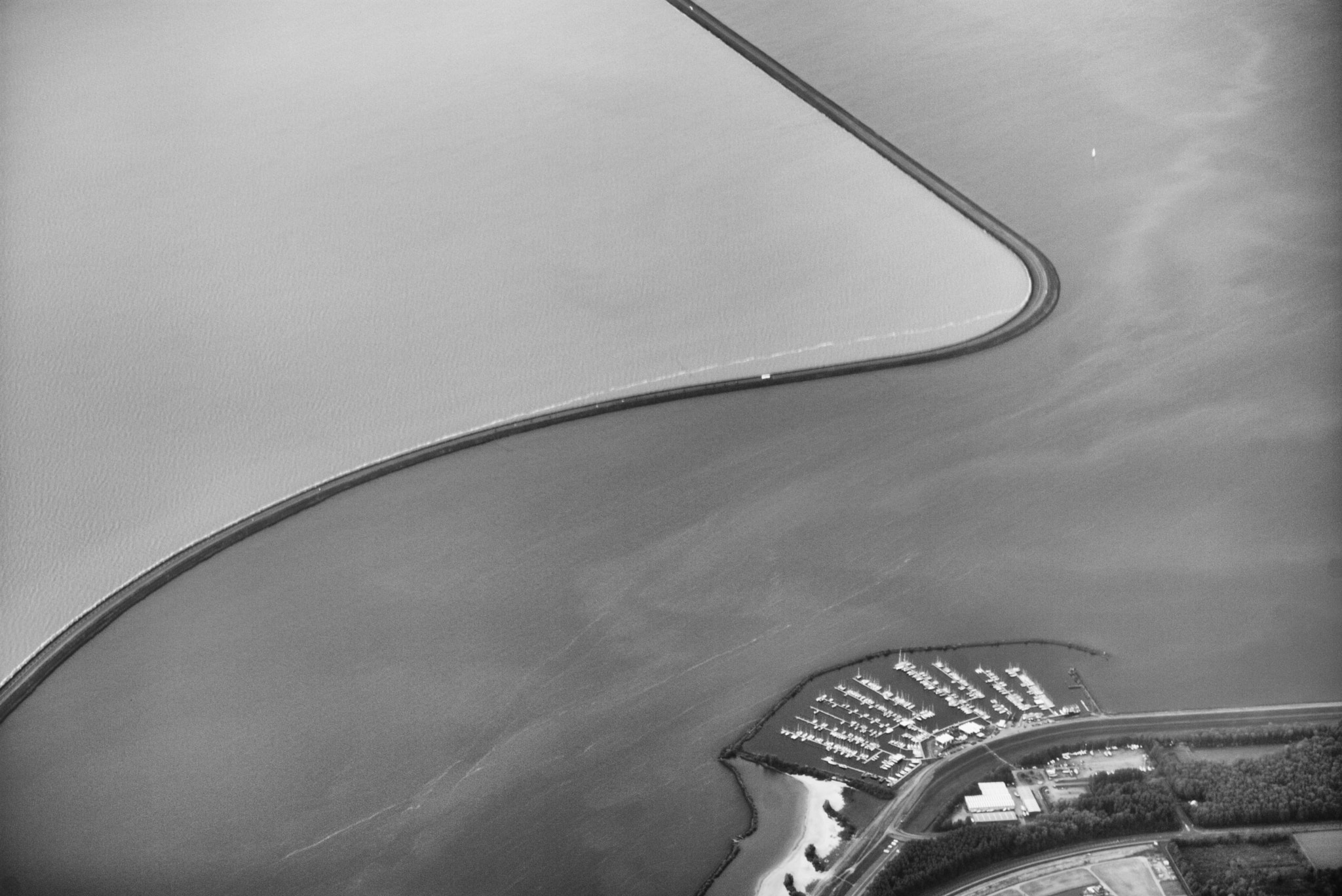 Leica APO-Summicron-M 90mm F2 ASPH sample photo. Houtribdijk / flevo marina photography