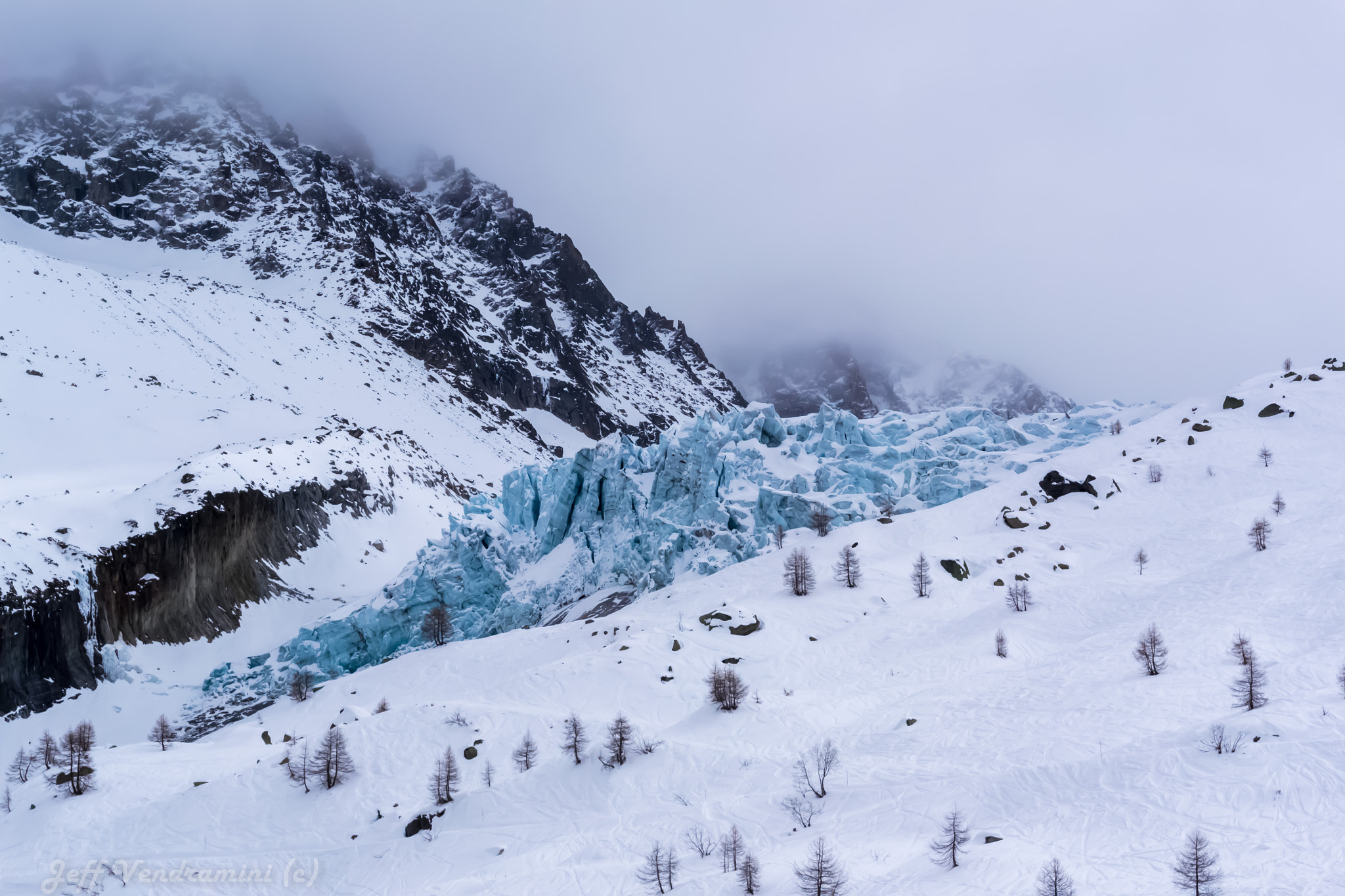 Nikon 1 AW1 + Nikon 1 Nikkor AW 11-27.5mm F3.5-5.6 sample photo. Glacier of argentière photography