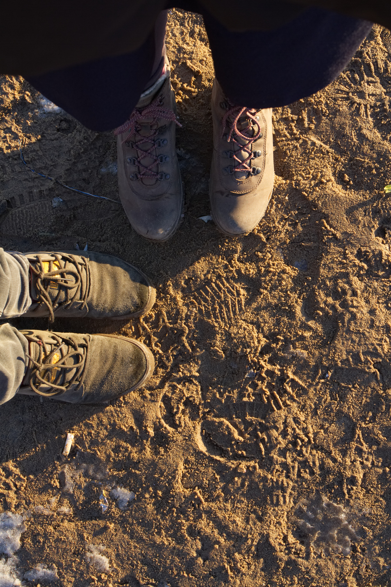 24.0 - 70.0 mm sample photo. Shoes on the beach photography