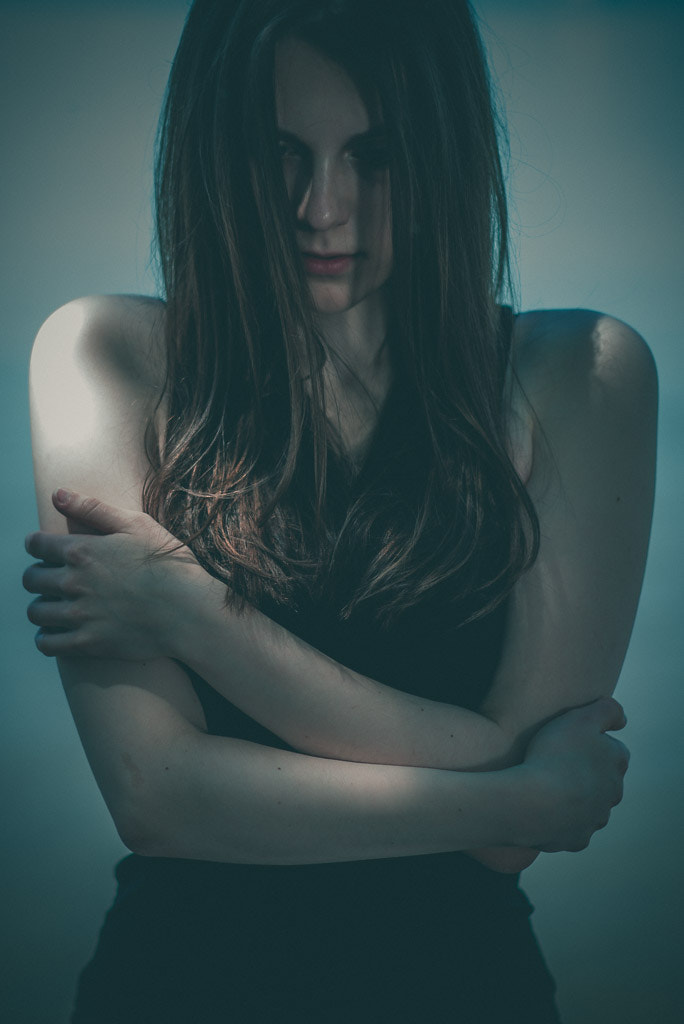 Summilux-M 1:1.4/75 sample photo. Maria | dark. photography