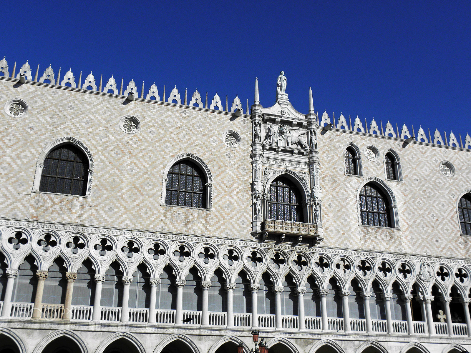 Olympus SP590UZ sample photo. Venice,italy,architectural details,17 photography