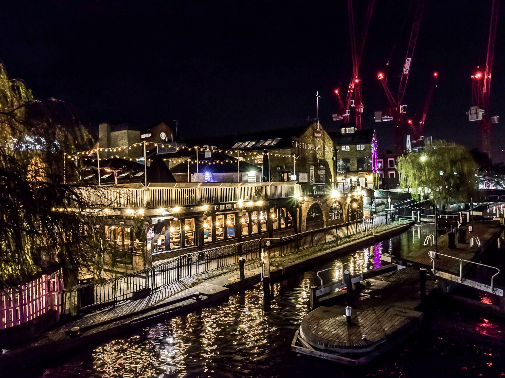 Canon EOS 750D (EOS Rebel T6i / EOS Kiss X8i) sample photo. Dingwalls, camden. photography