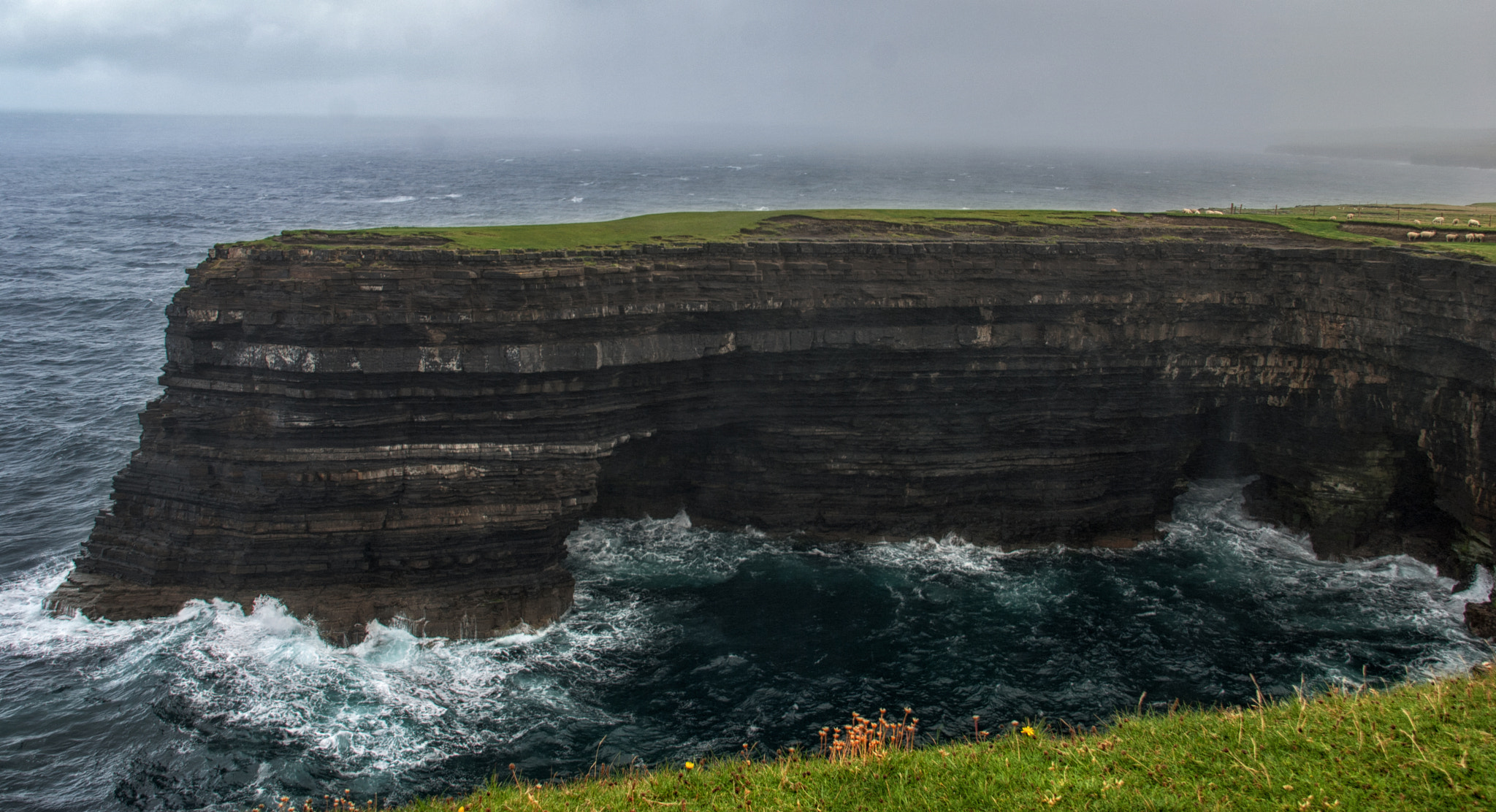 Nikon D60 + Sigma 18-200mm F3.5-6.3 DC OS HSM sample photo. Downpatrick head. co mayo, ireland photography