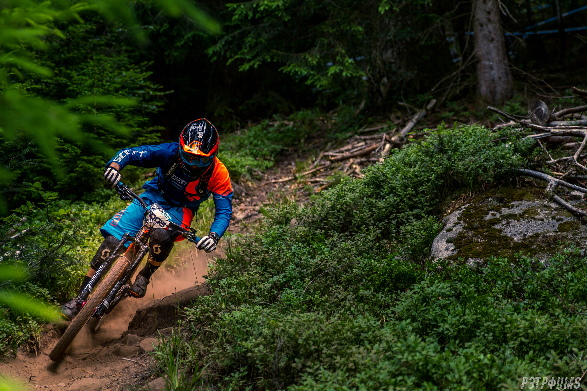 Sigma 24-70mm F2.8 EX DG Macro sample photo. Enduro hautes-vosges n°003 photography