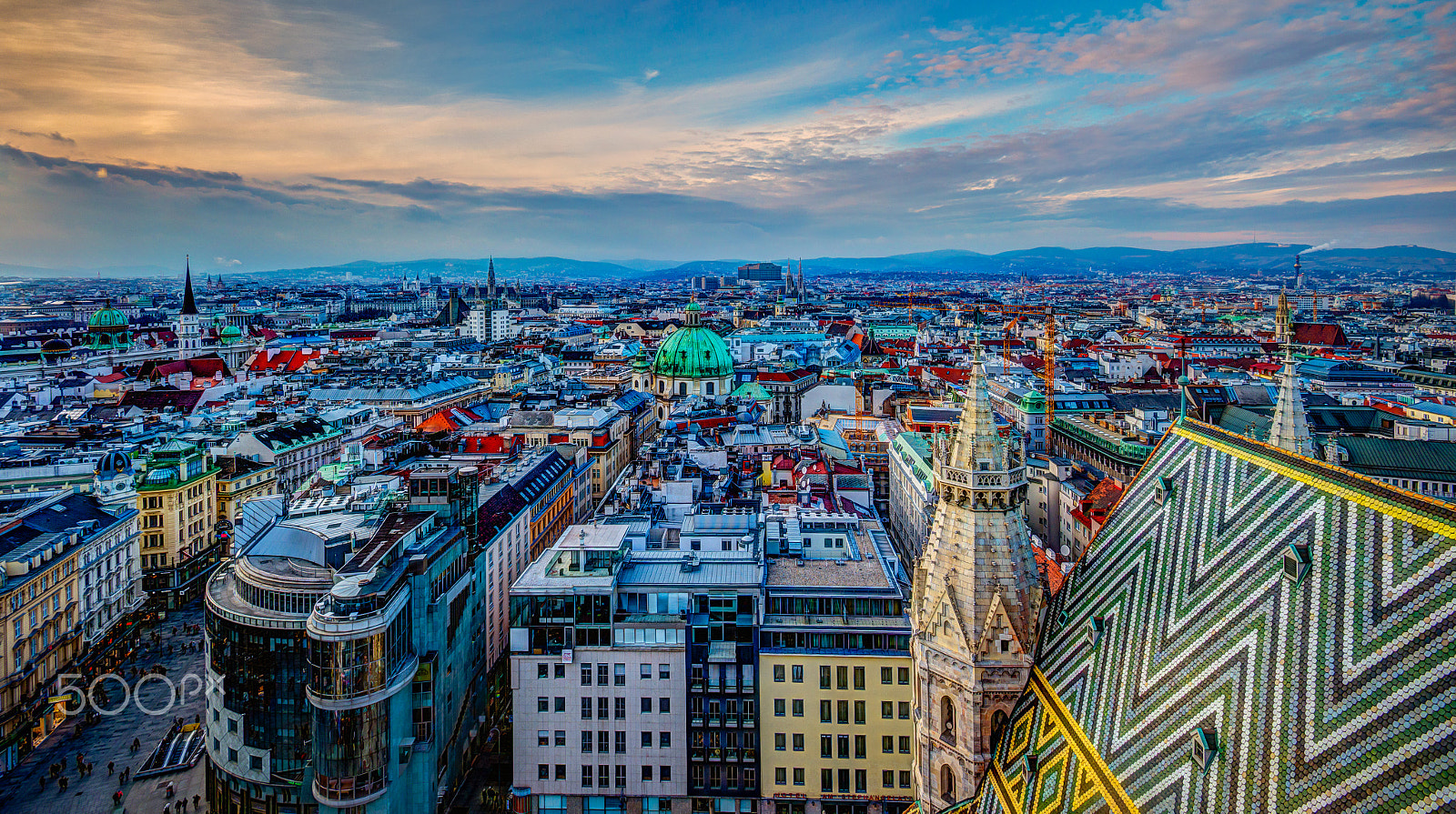 Nikon AF-S Nikkor 16-35mm F4G ED VR sample photo. An evening overlooking vienna photography