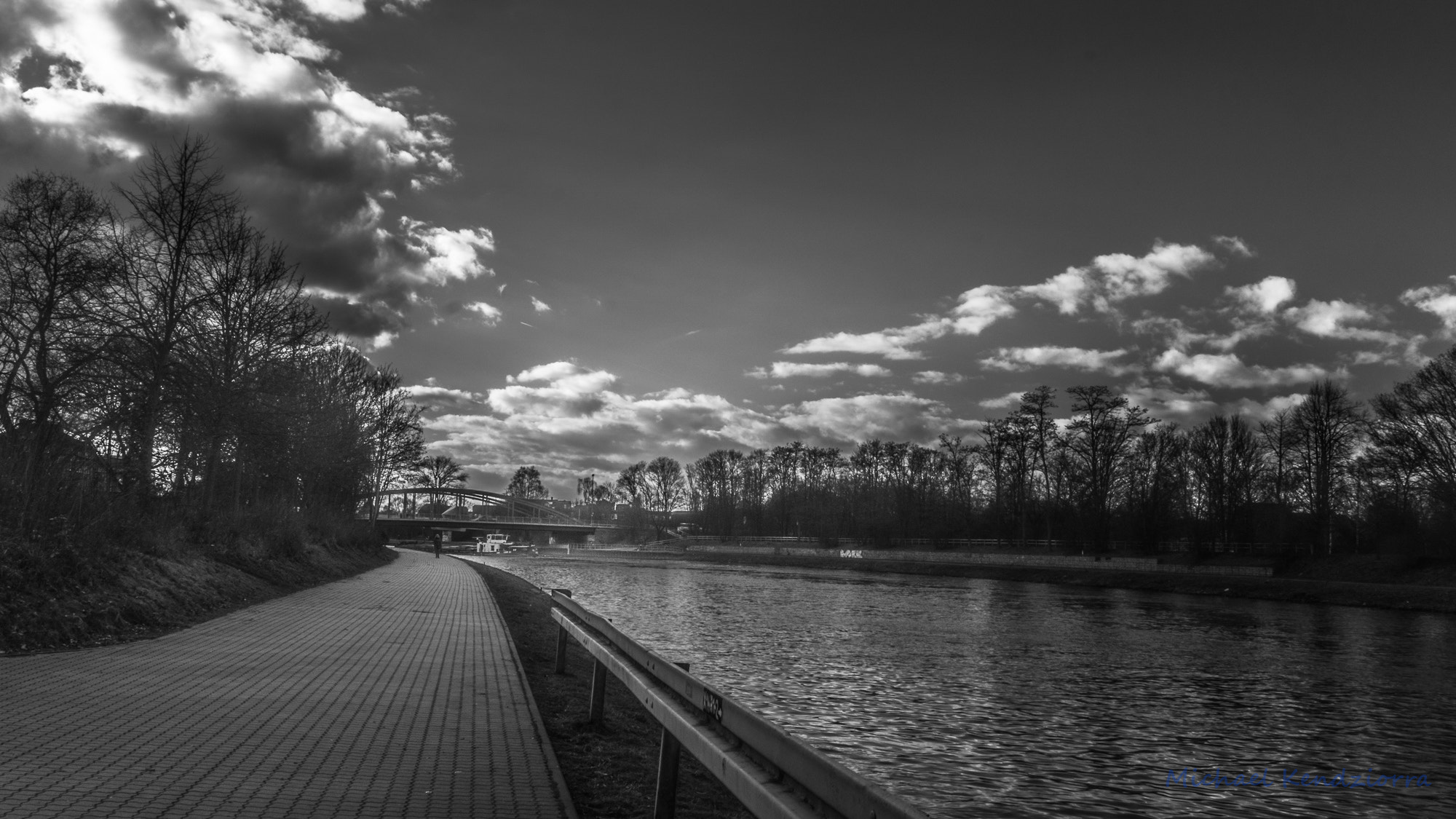 Sigma 18-250mm F3.5-6.3 DC OS HSM sample photo. Bw kanal photography