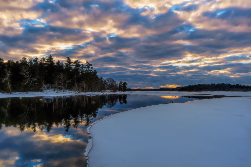Sony a6300 + Sony E 10-18mm F4 OSS sample photo. Androscoggin lake and clouds photography