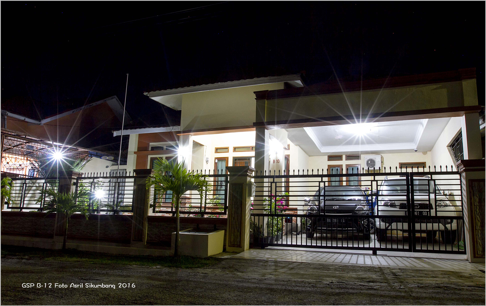 Canon EOS 7D sample photo. The house at night photography