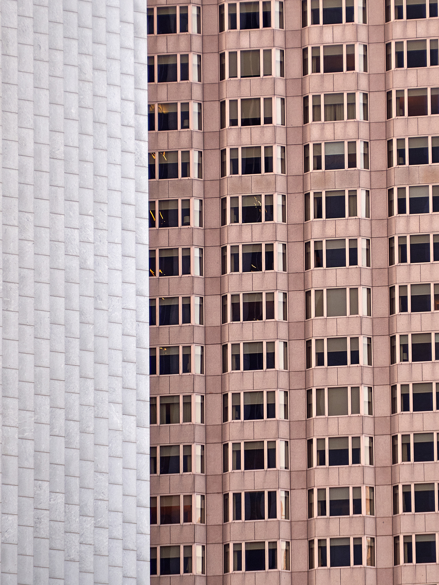 Olympus OM-D E-M1 Mark II sample photo. Chicago building architecture photography