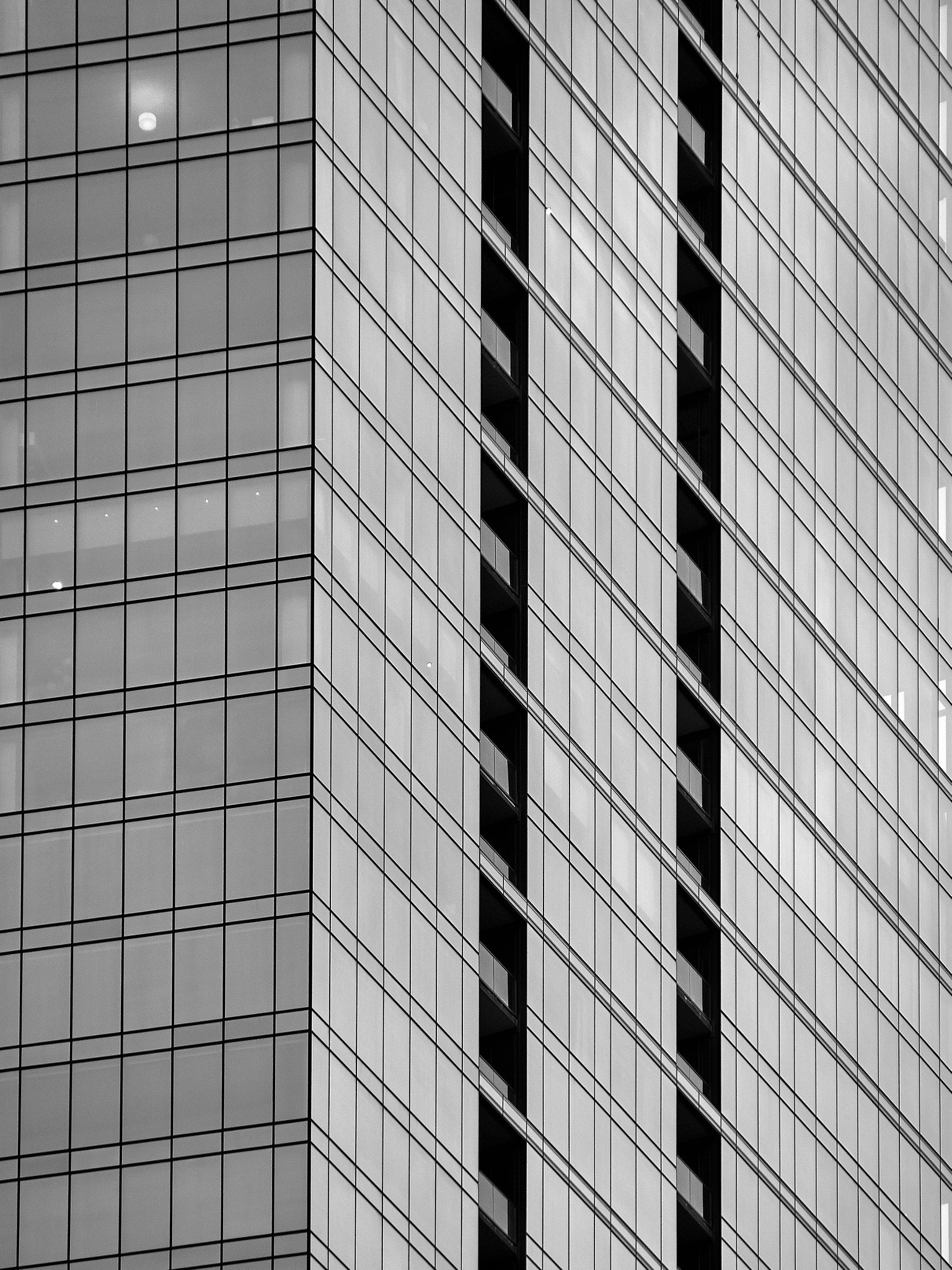 Olympus M.Zuiko Digital ED 40-150mm F4-5.6 R sample photo. Chicago building architecture photography