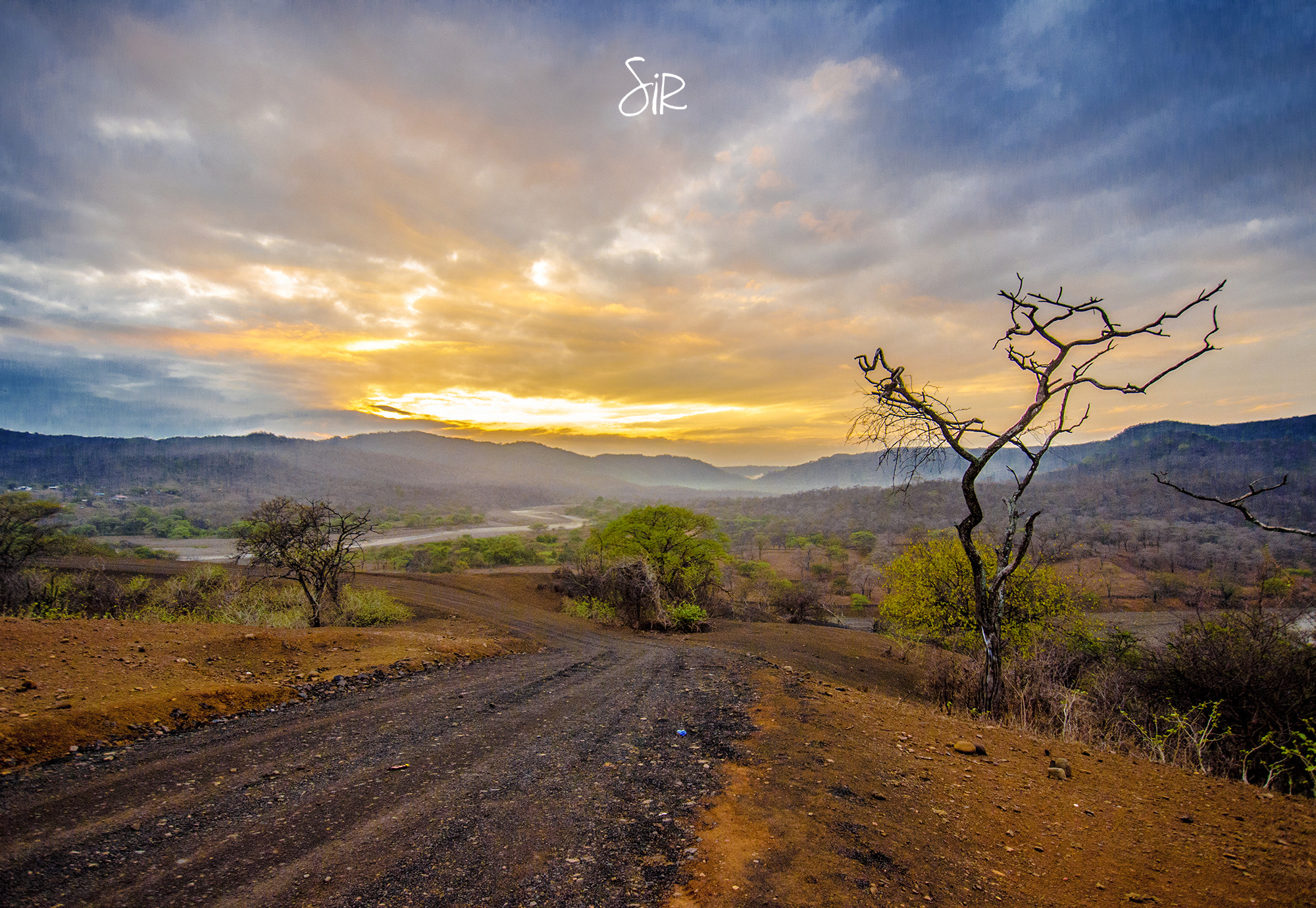 Nikon D7000 + Sigma 10-20mm F3.5 EX DC HSM sample photo. Whisper at dawn photography
