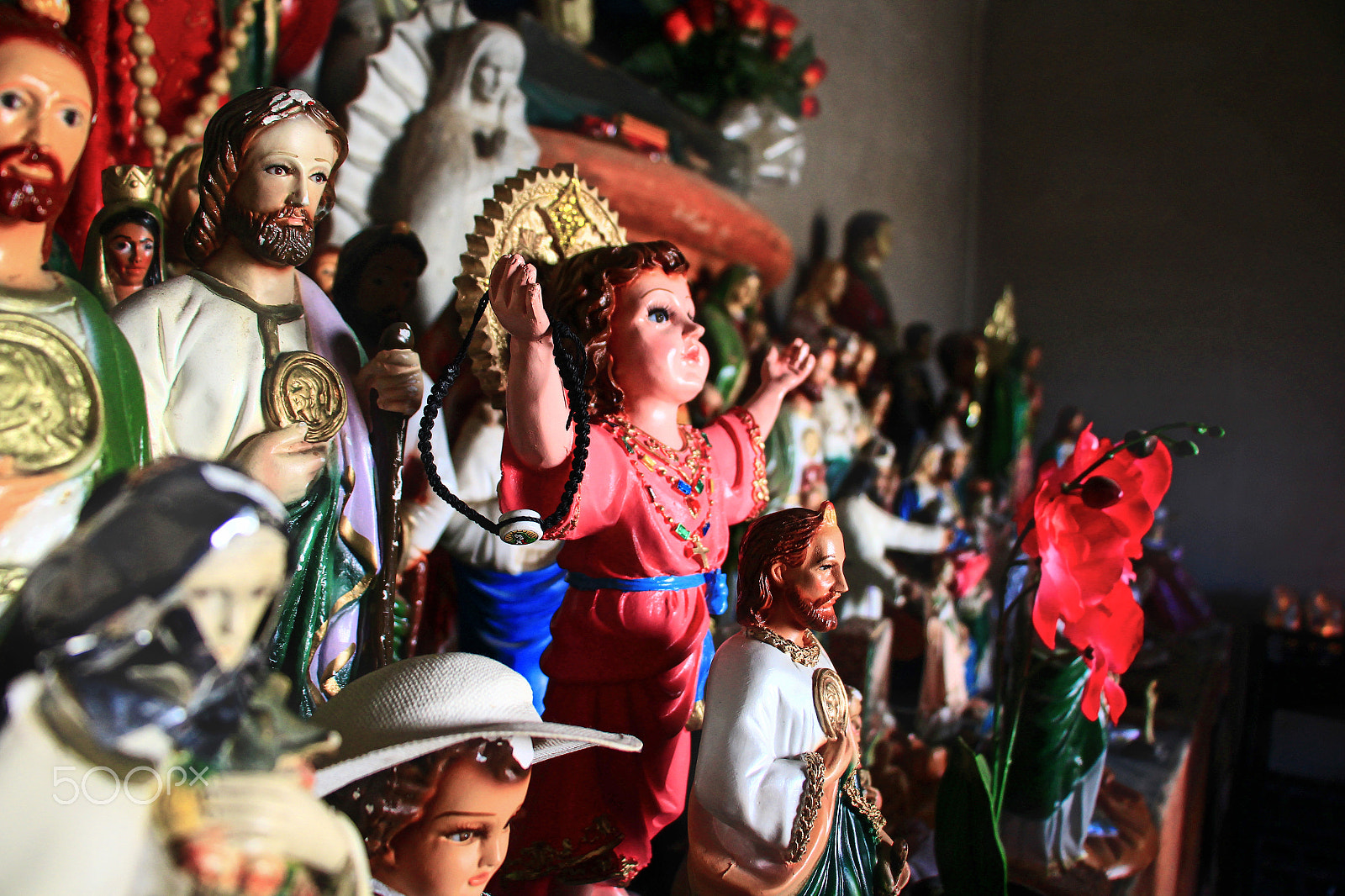 Canon EOS 1200D (EOS Rebel T5 / EOS Kiss X70 / EOS Hi) sample photo. Holy figures photography