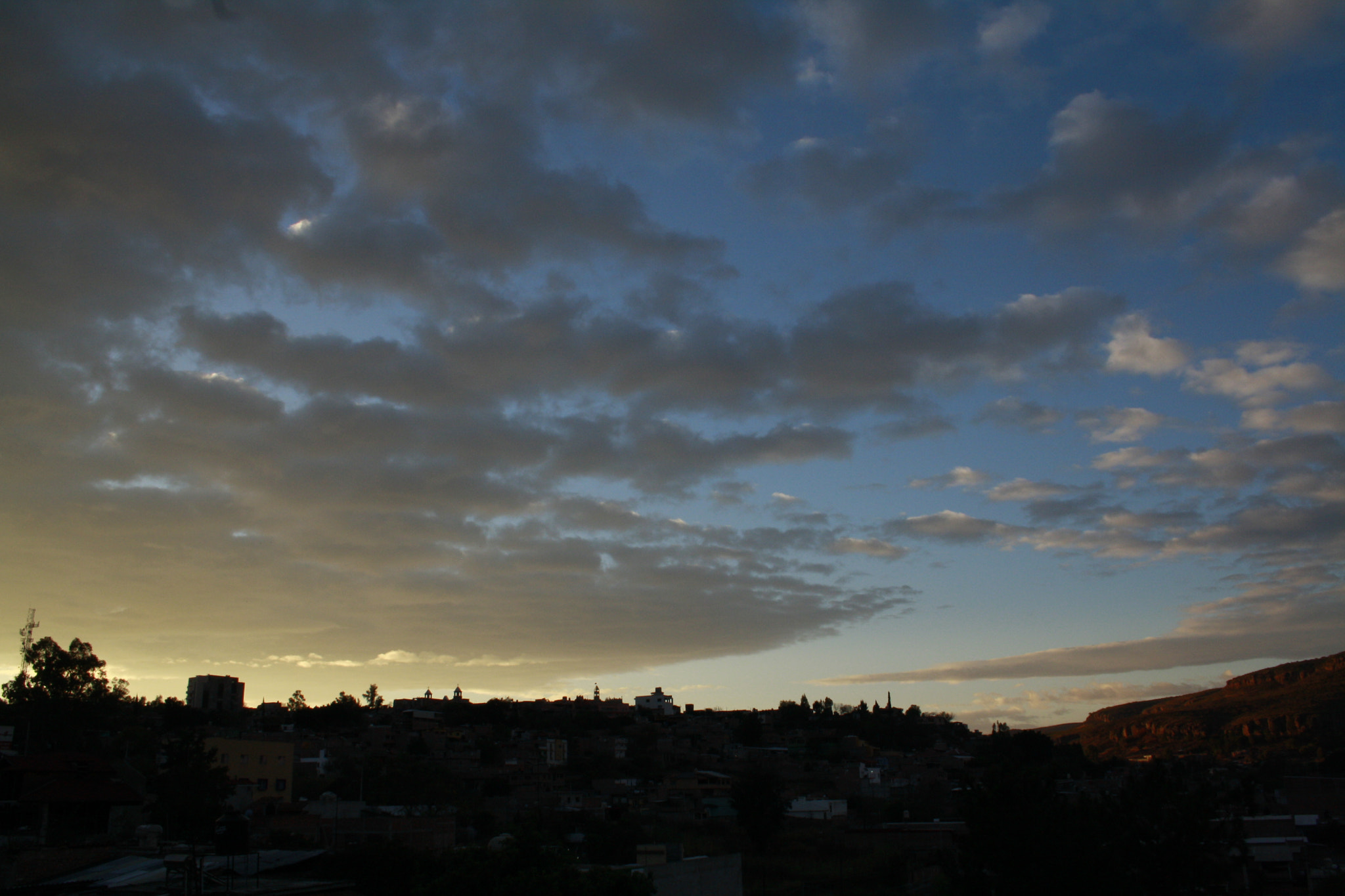 Canon EF-S 18-55mm F3.5-5.6 II sample photo. Dawn photography