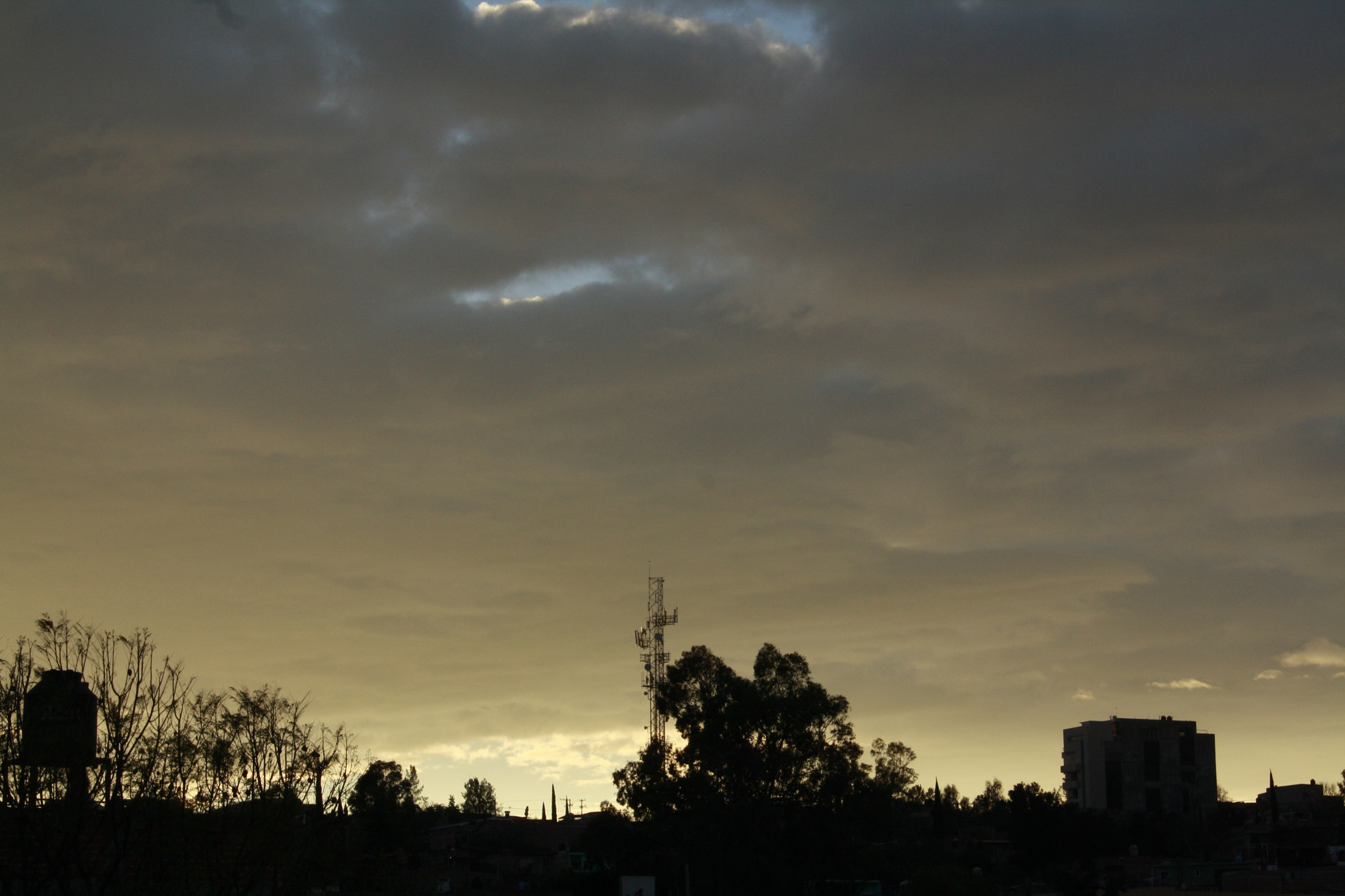Canon EF-S 18-55mm F3.5-5.6 II sample photo. Dawn photography