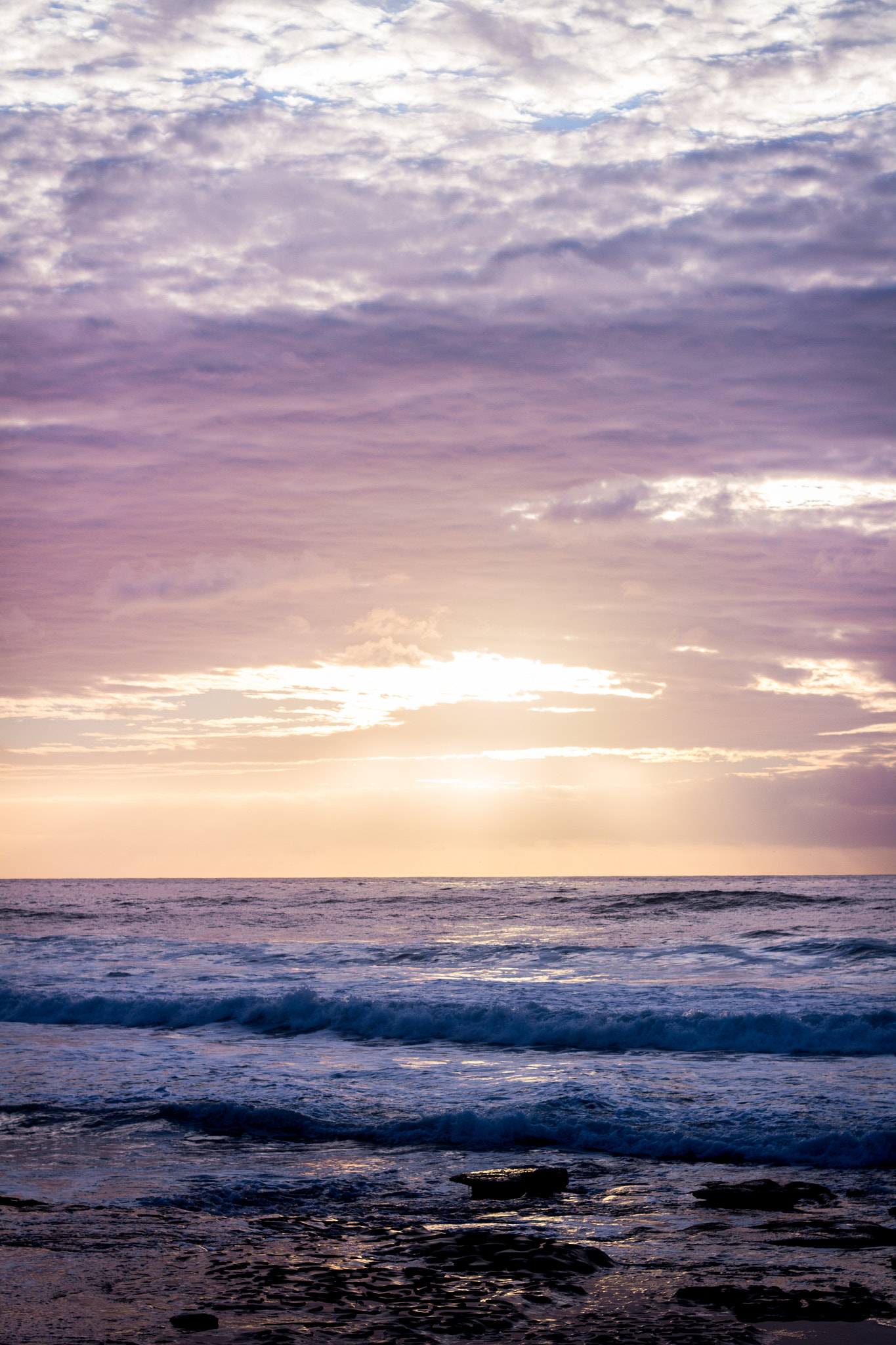 Canon EOS 1300D (EOS Rebel T6 / EOS Kiss X80) sample photo. Purple sunset photography