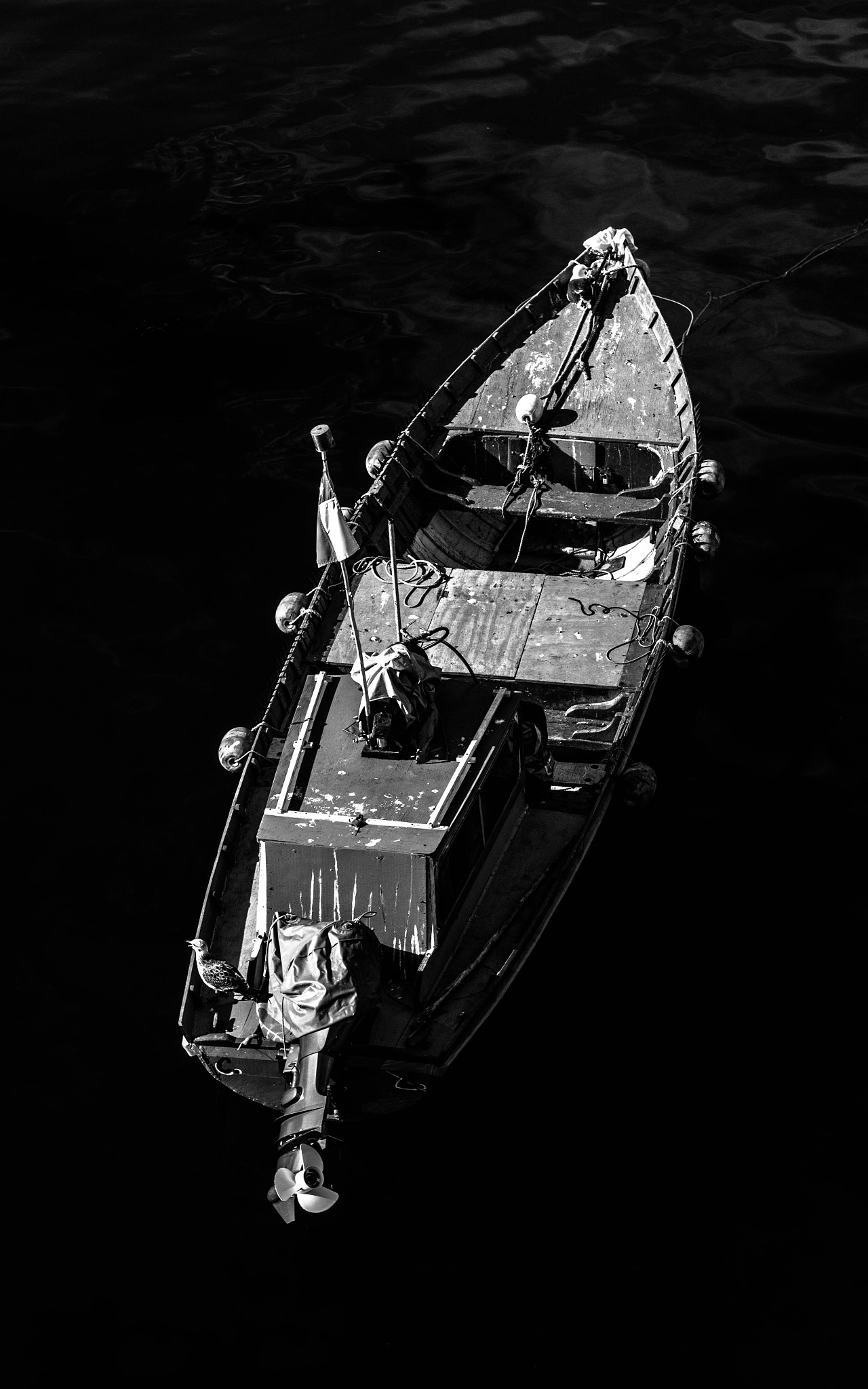 Canon EOS 100D (EOS Rebel SL1 / EOS Kiss X7) + Canon EF 50mm F1.8 II sample photo. Boat photography