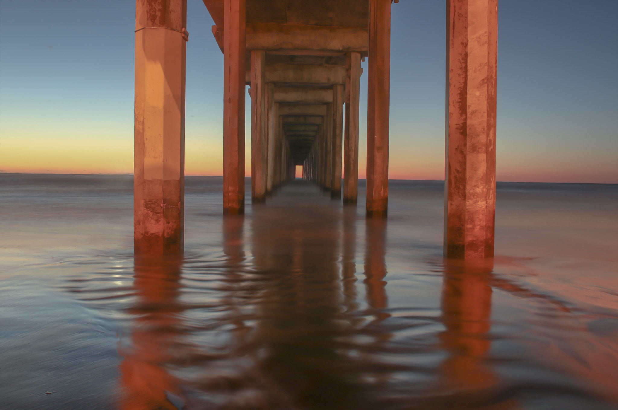 Canon EOS 80D + Canon EF-S 18-55mm F3.5-5.6 IS sample photo. Scripps pier photography