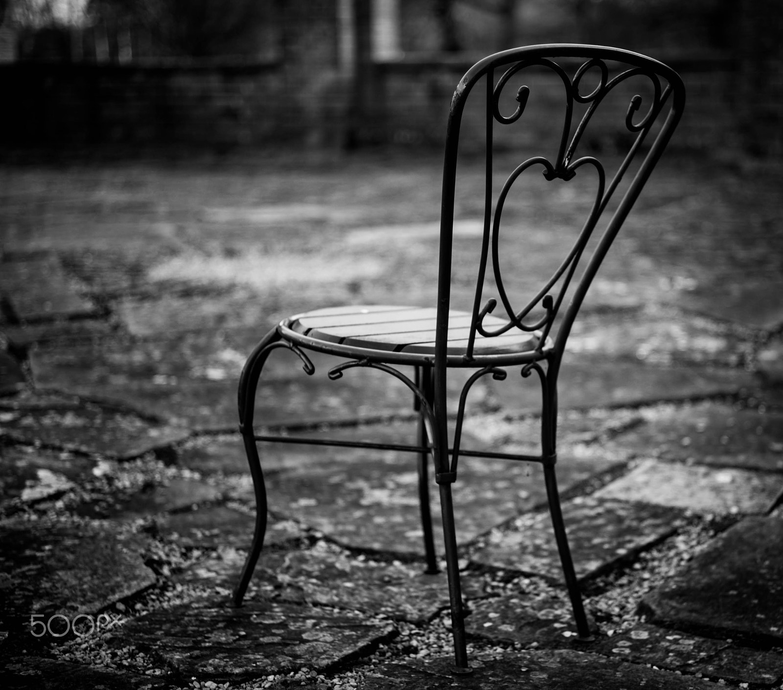 Summicron-M 1:2/50 sample photo. Waiting for you photography