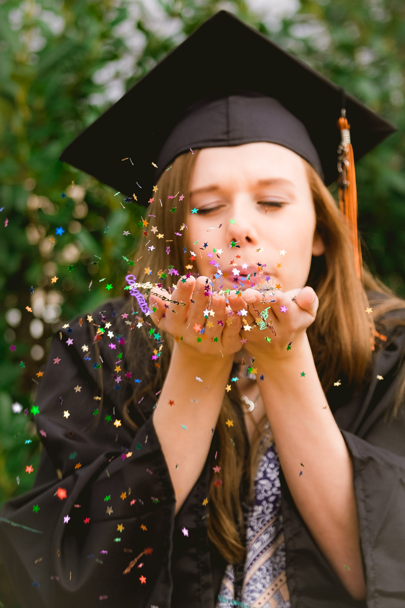 Fujifilm X-T1 sample photo. Senior picture confetti photography