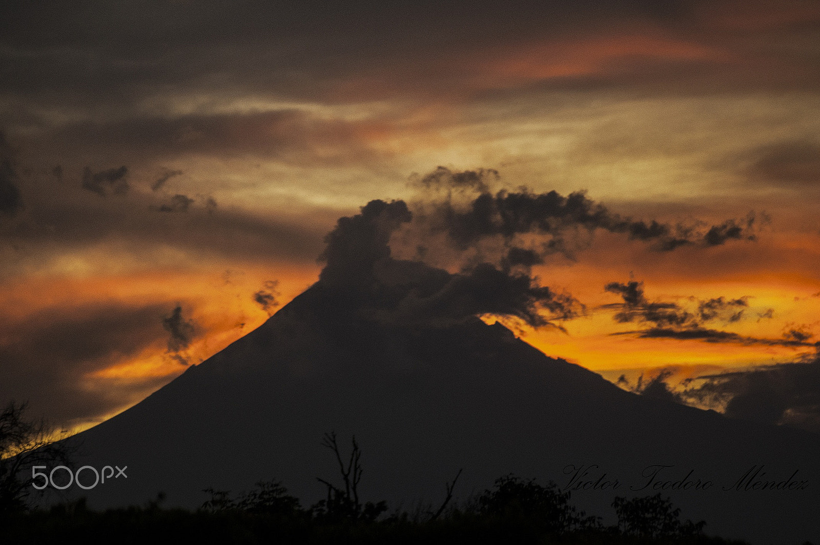 Nikon D300 sample photo. Al atardecer photography