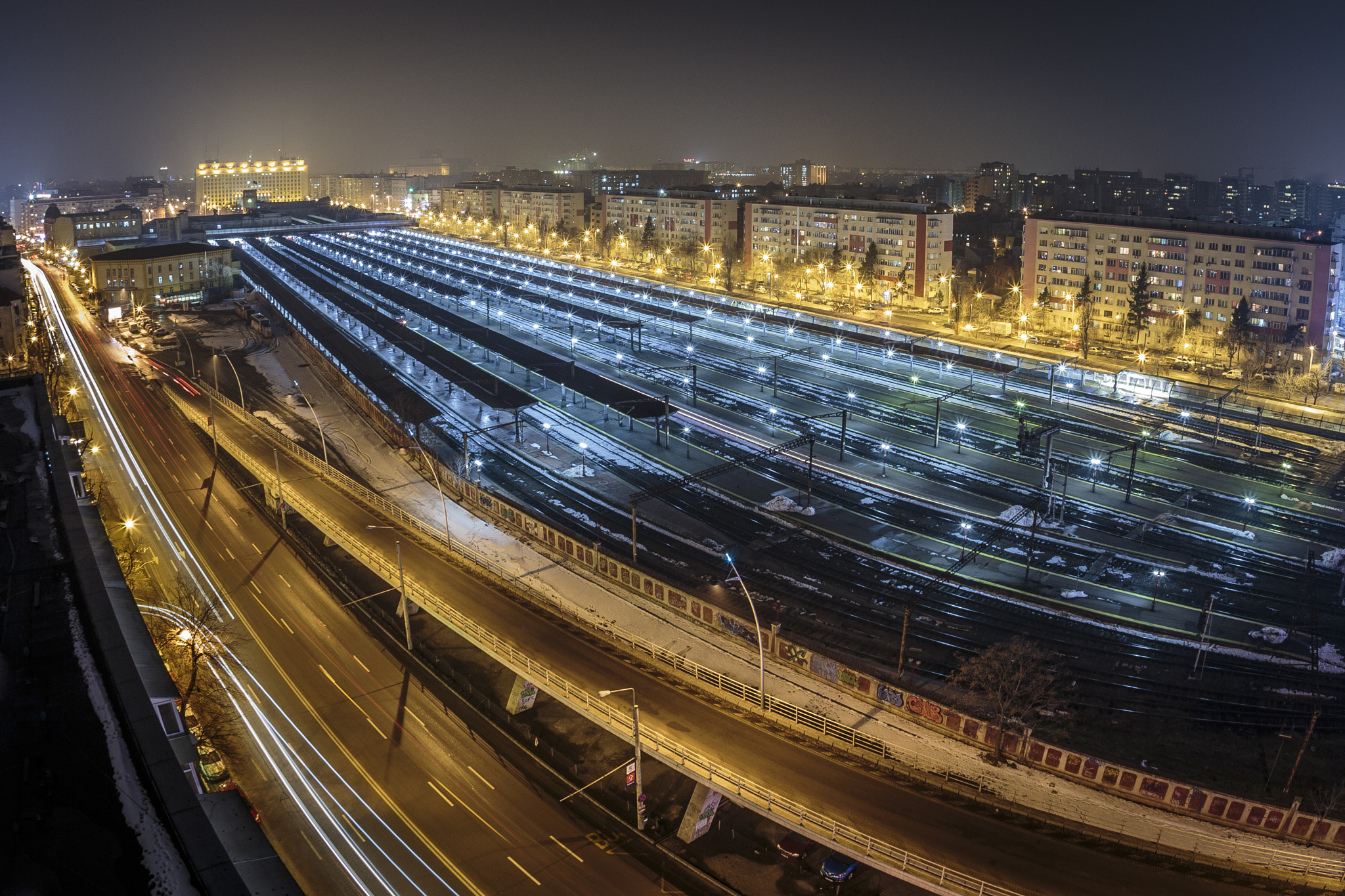 Canon EOS 6D + Canon EF 15mm F2.8 Fisheye sample photo. Railway station photography