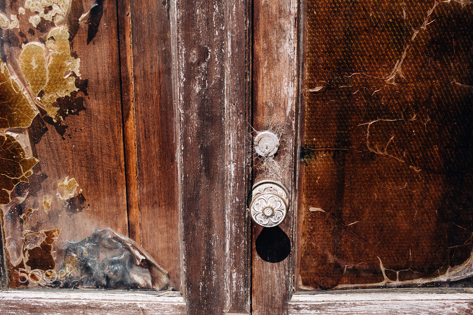 Canon EOS 6D + Canon EF 35mm F1.4L USM sample photo. Nobody enters photography