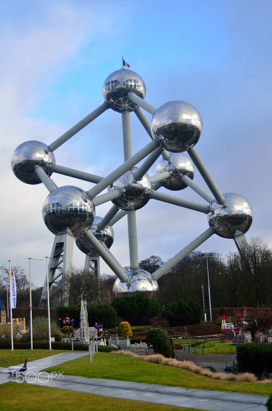 AF Zoom-Nikkor 28-80mm f/3.5-5.6D sample photo. Belgium photography